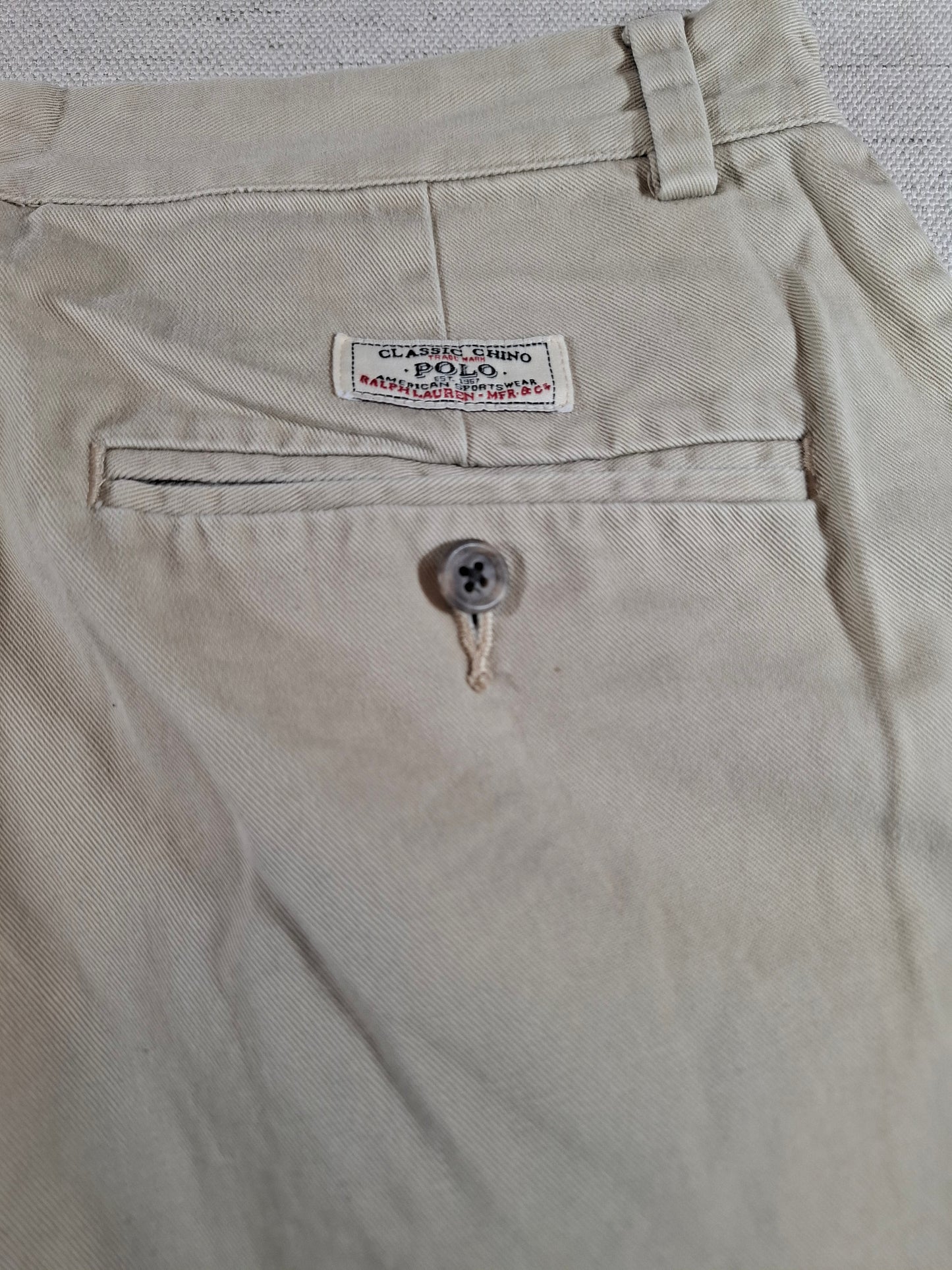001174 Polo Ralph Lauren Shorts size 32 Khaki