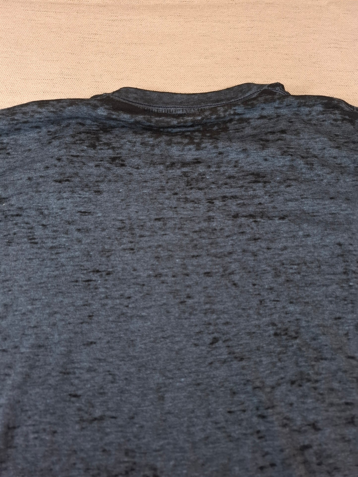 001198 Levi's t-shirt size M Navy blue