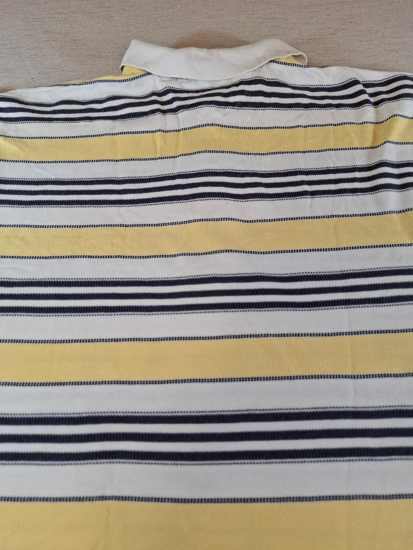 001311 Tommy Hilfiger Polo shirt size XL Yellow/ Multicolor