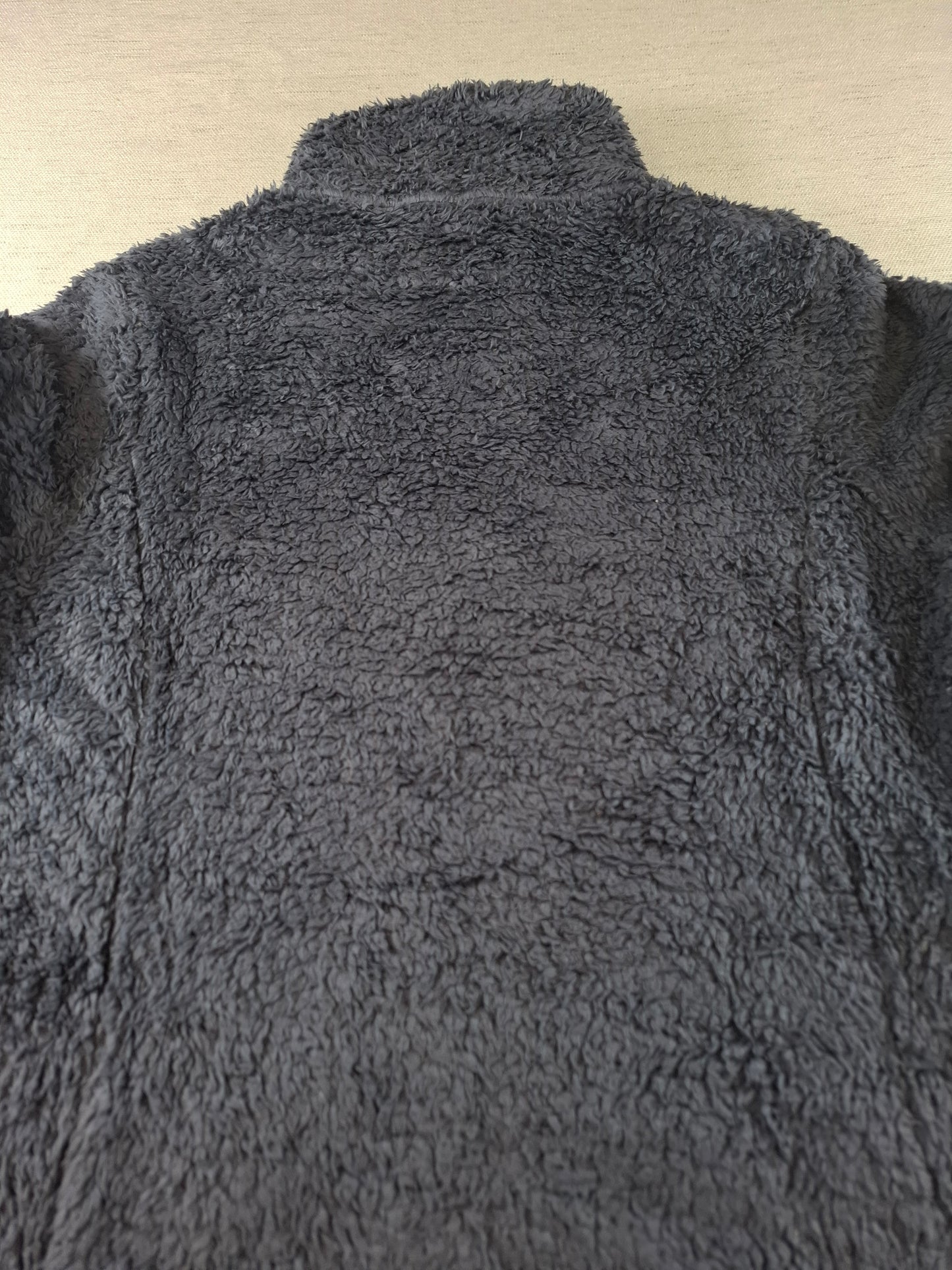 001551 – Patagonia Fleece Jacket – Grey, Size S