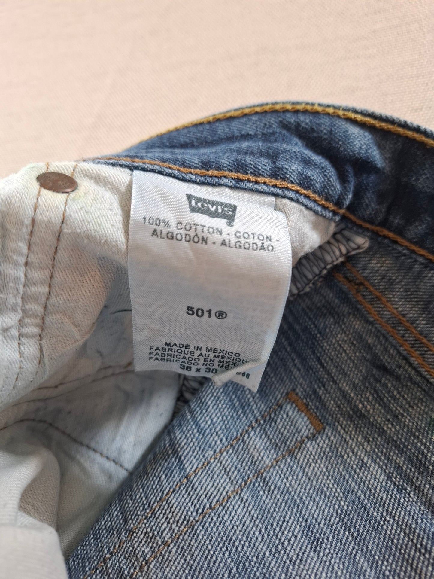 000261 – Levi's Jeans (501) – Blue, Size 36/30