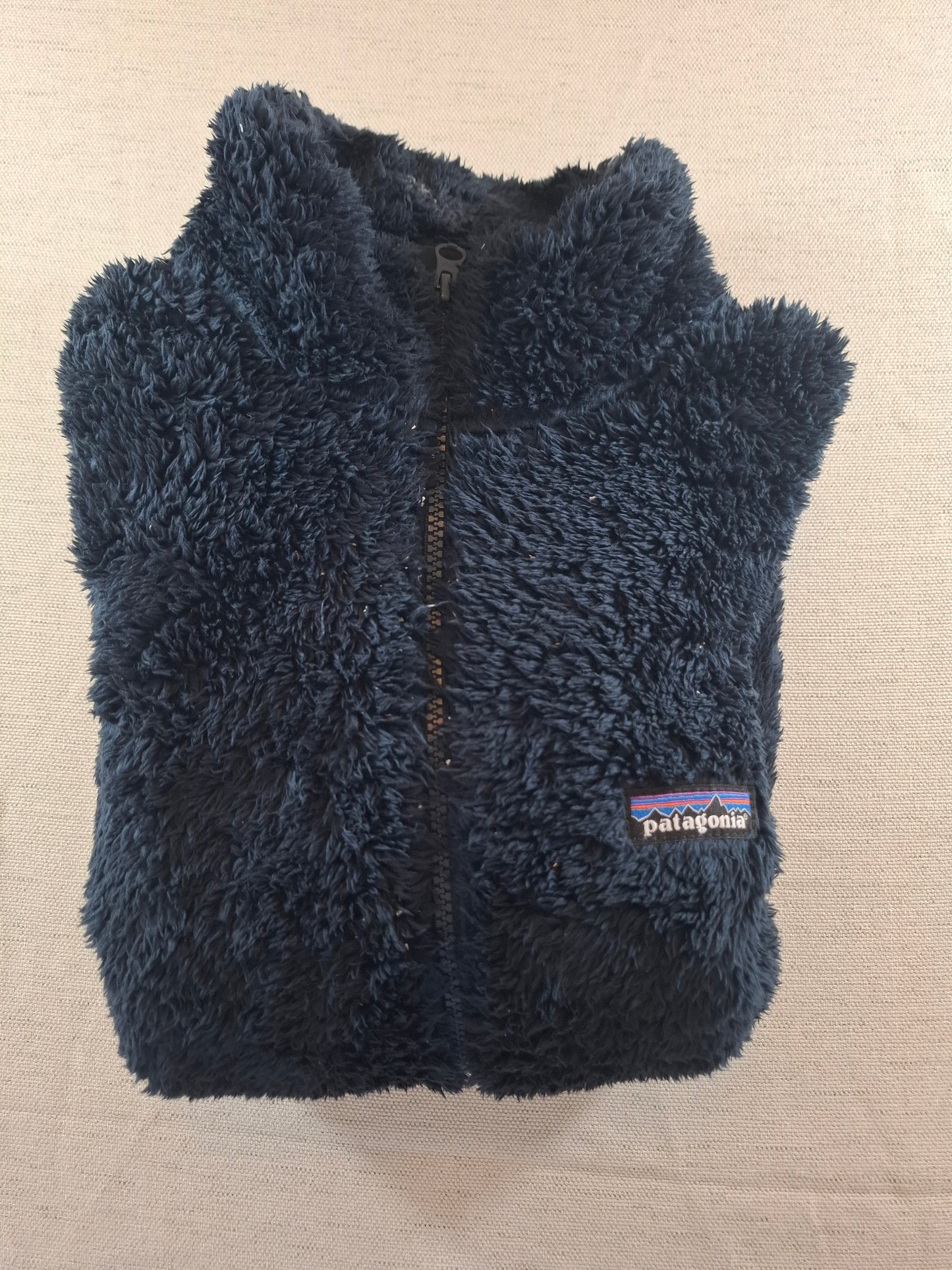 000692 Patagonia Fleece size L Black