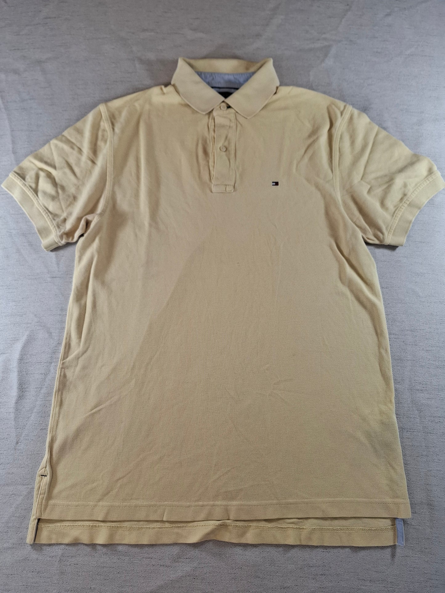 000155 – Tommy Hilfiger Polo – Yellow, Size M