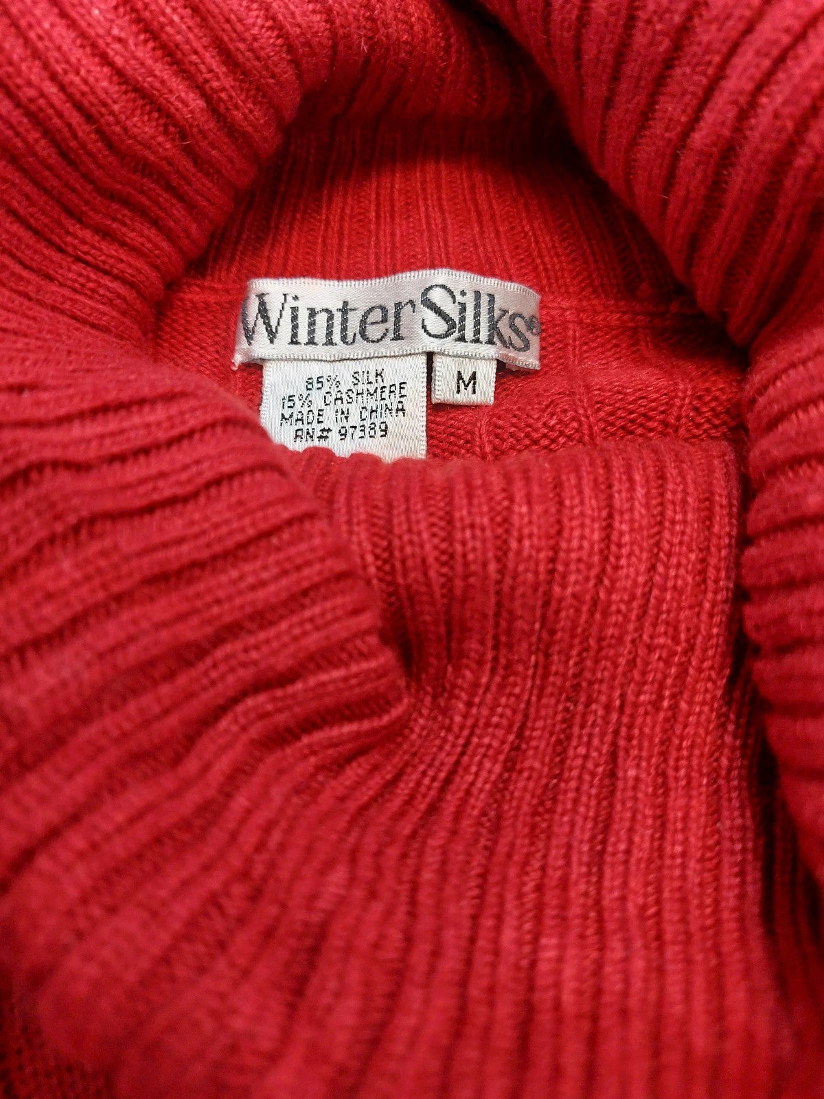 Winter Silks turtle neck sweater red M