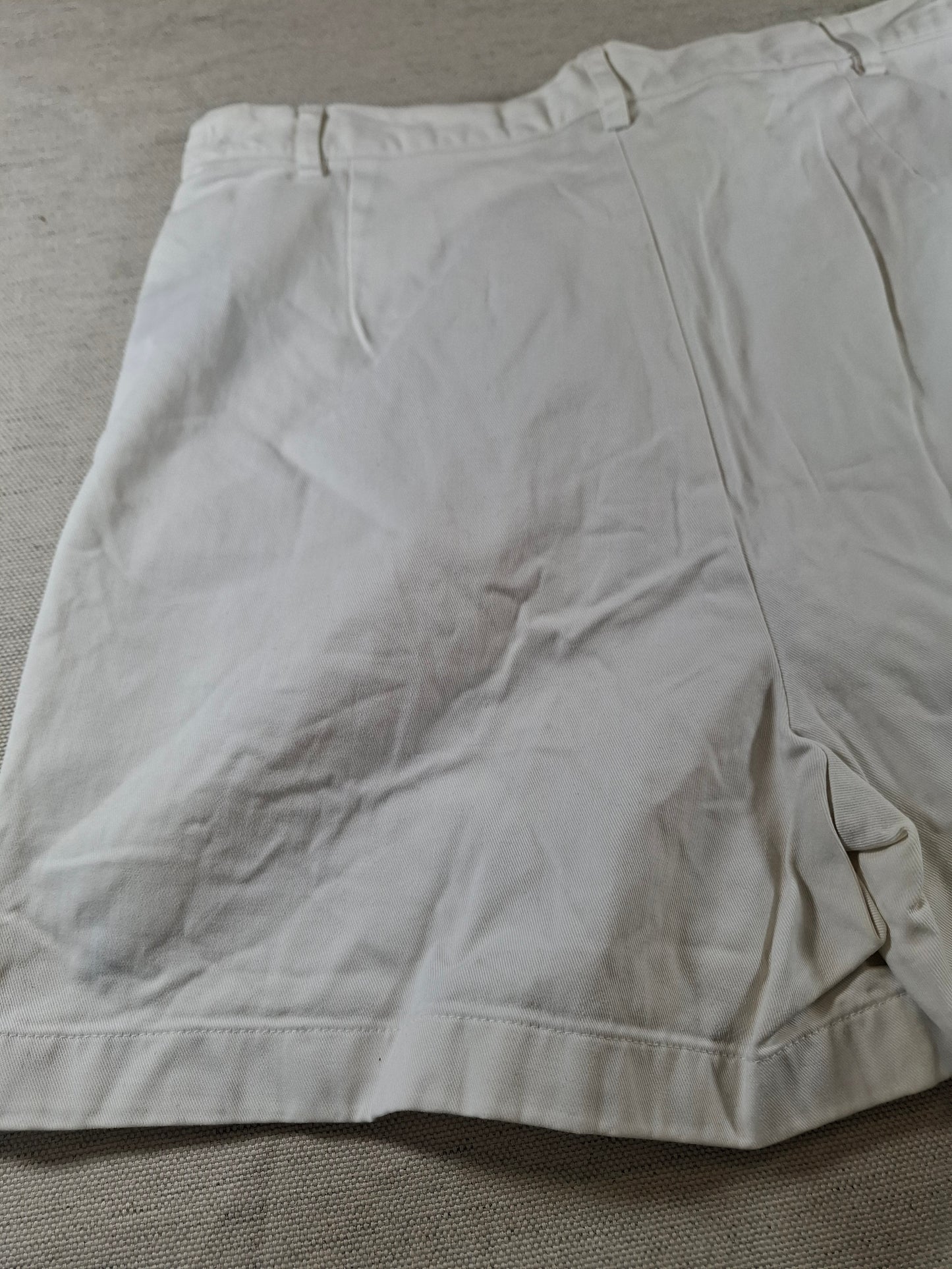 001170 Polo Ralph Lauren Shorts size 12 white