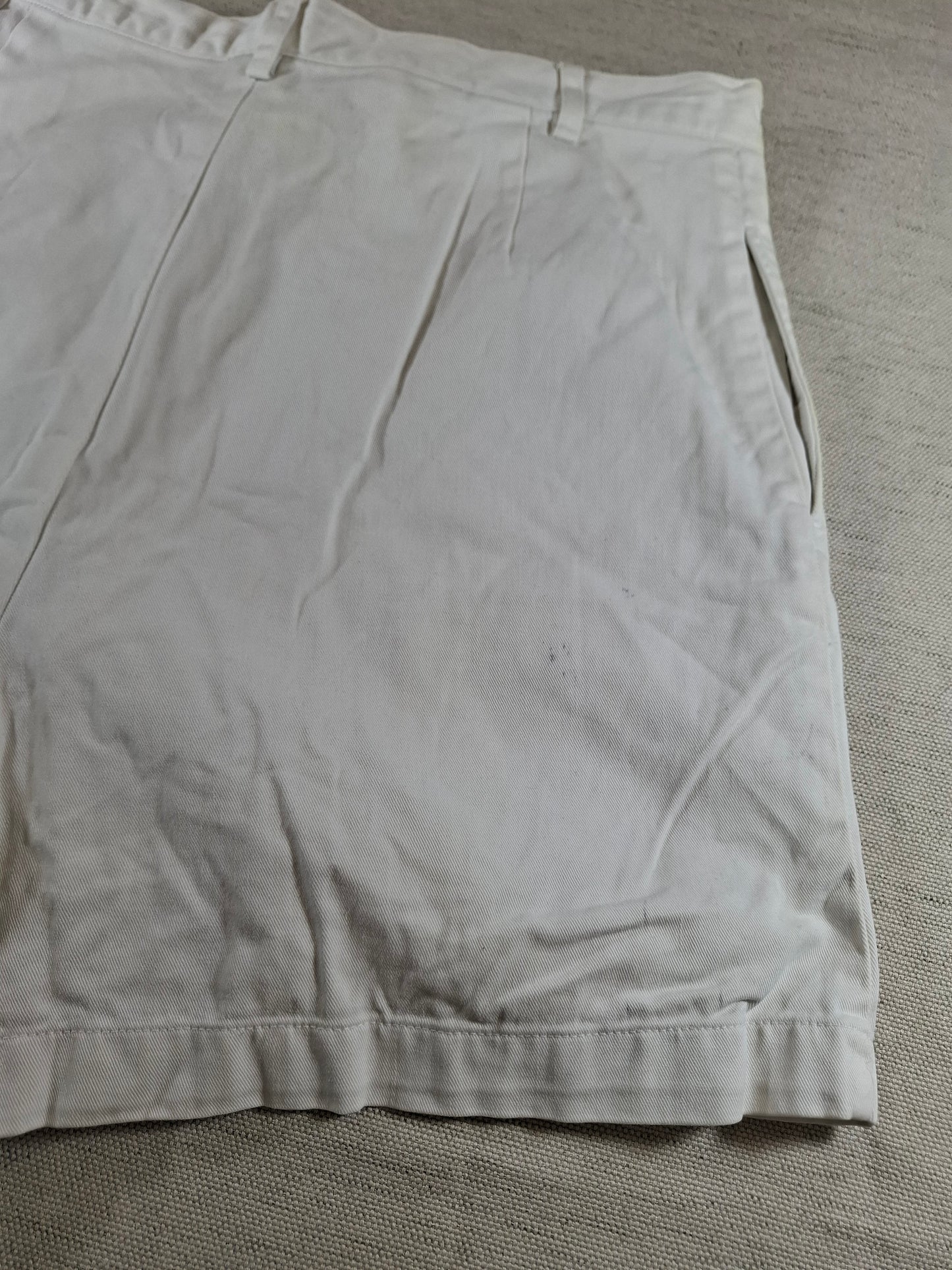 001170 Polo Ralph Lauren Shorts size 12 white