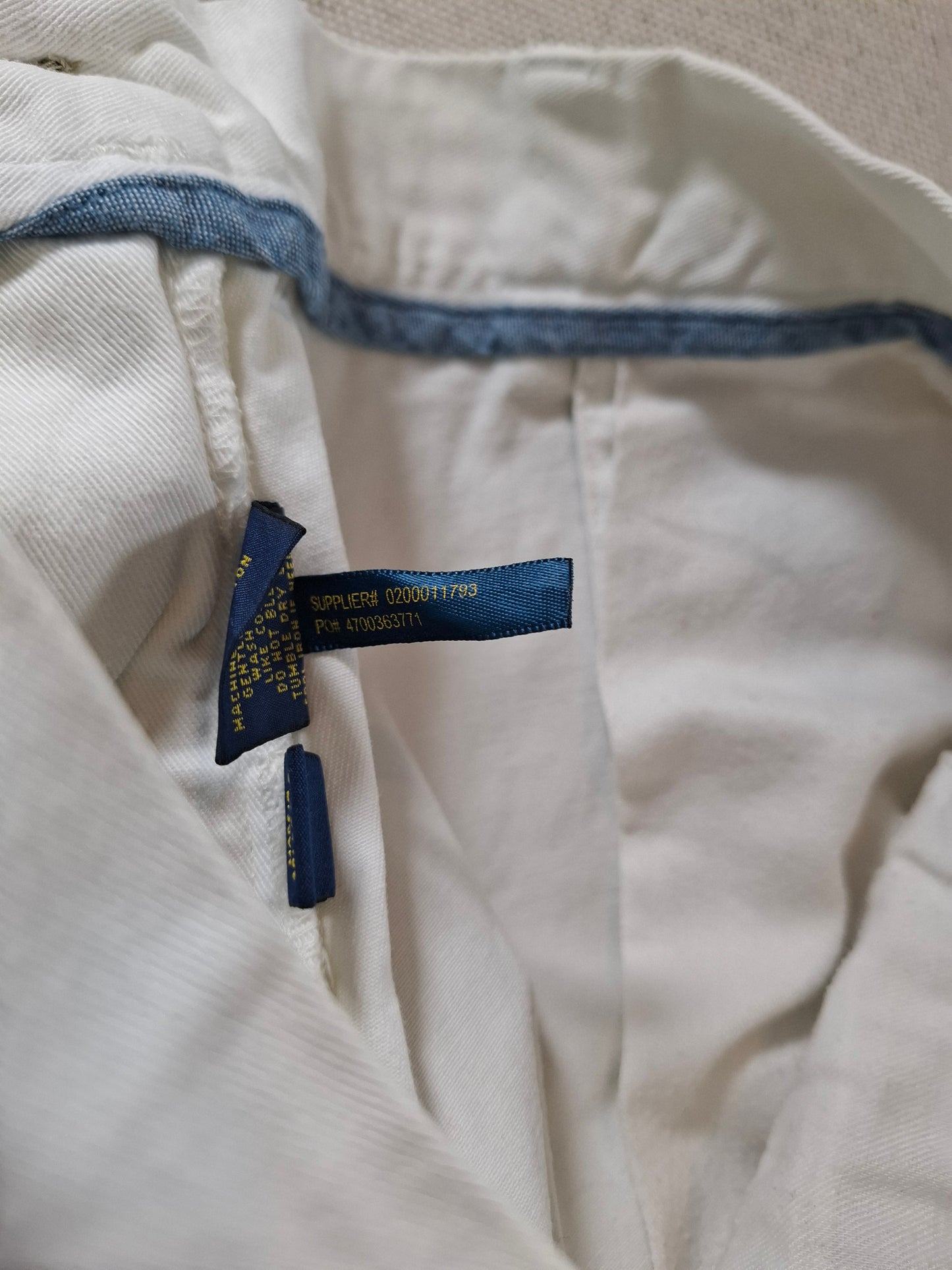 001172 Polo Ralph Lauren Shorts size 32 white