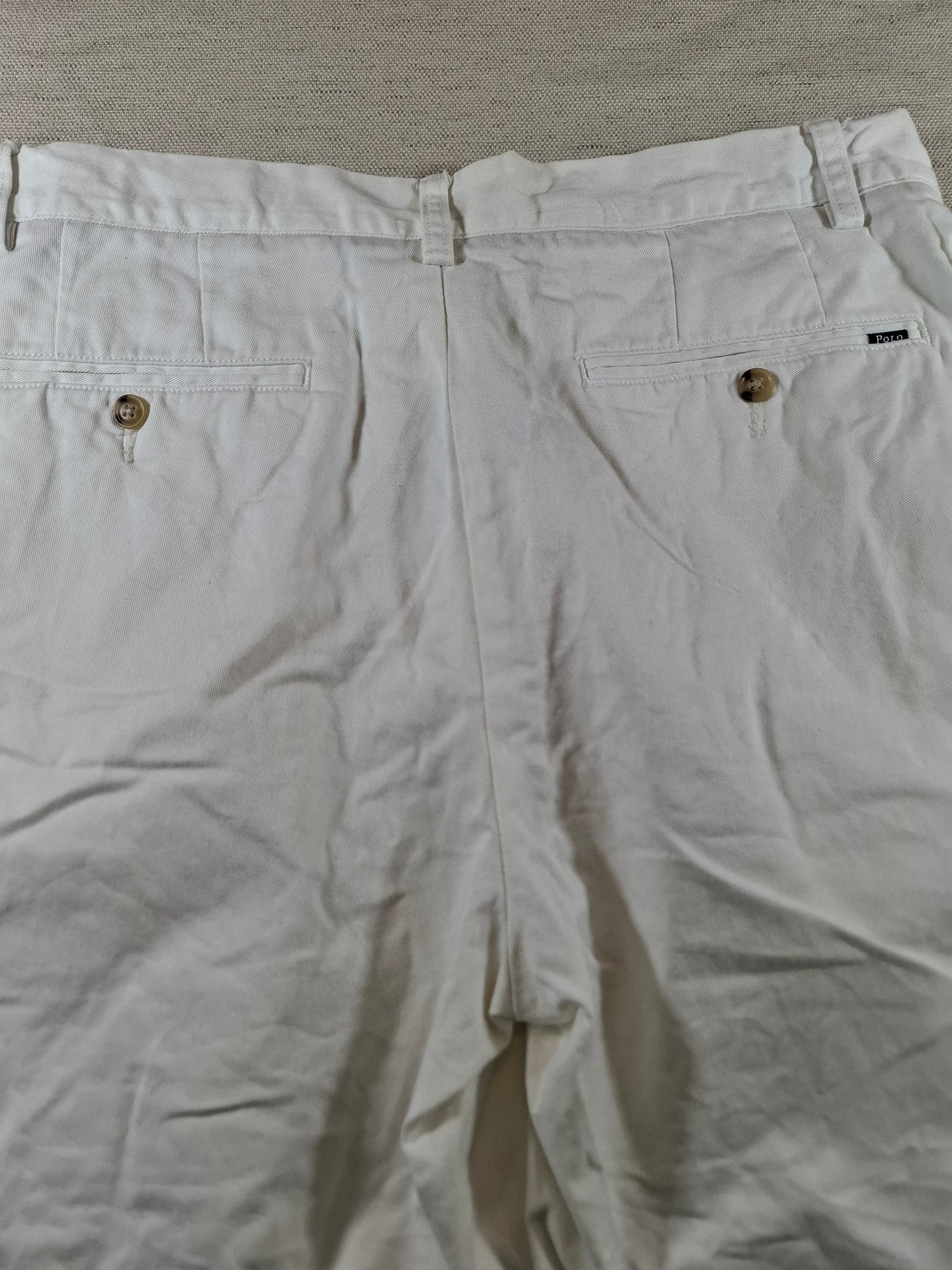 001172 Polo Ralph Lauren Shorts size 32 white