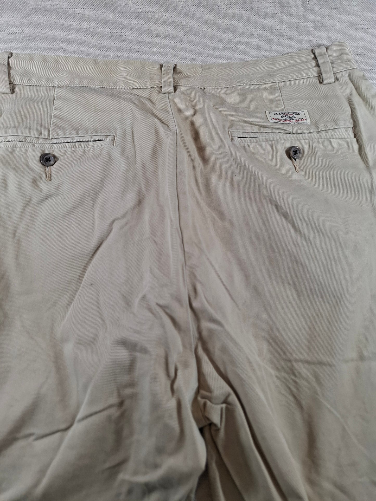 001174 Polo Ralph Lauren Shorts size 32 Khaki