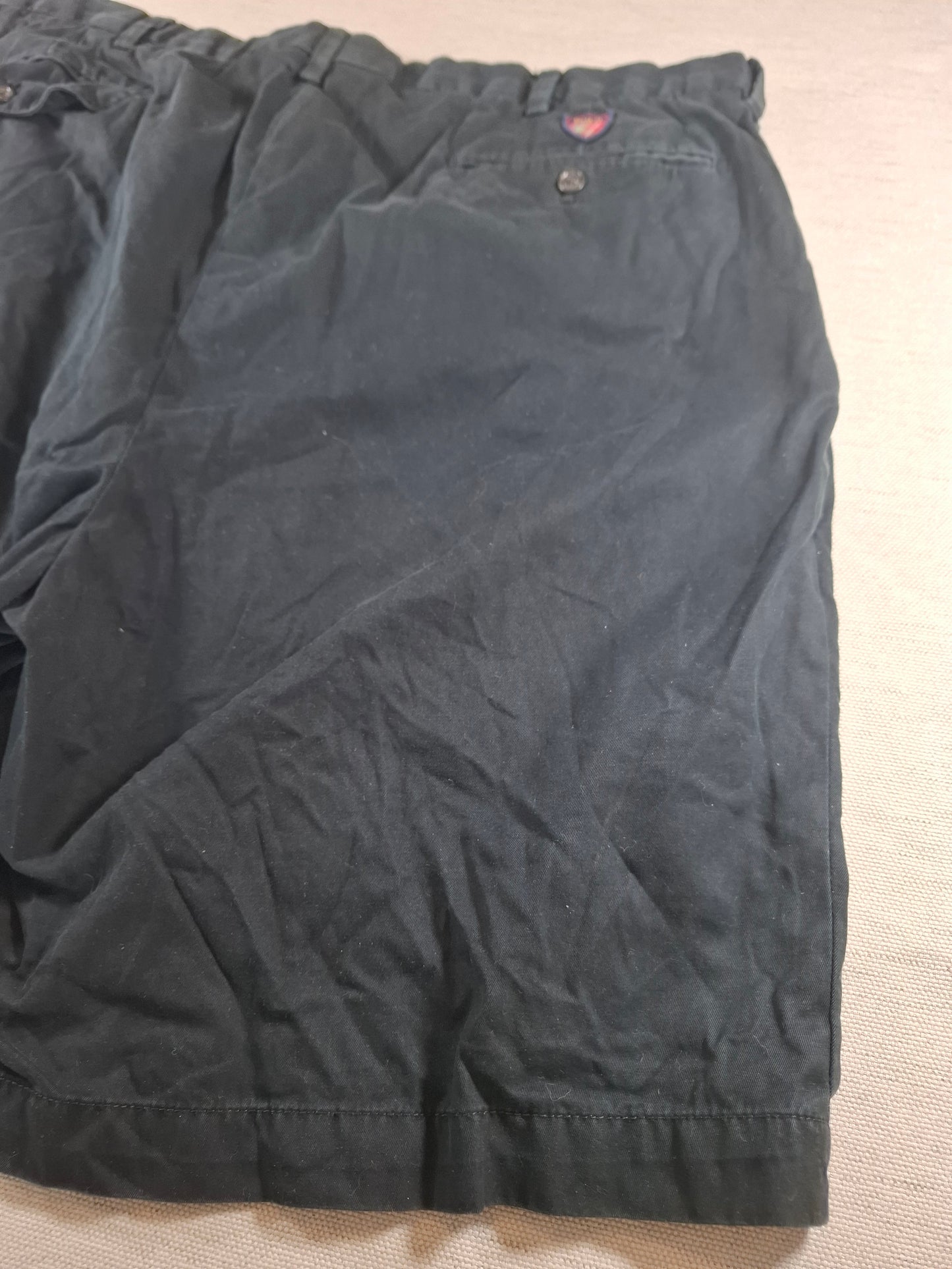 001176 Polo Ralph Lauren Shorts size 38 Black
