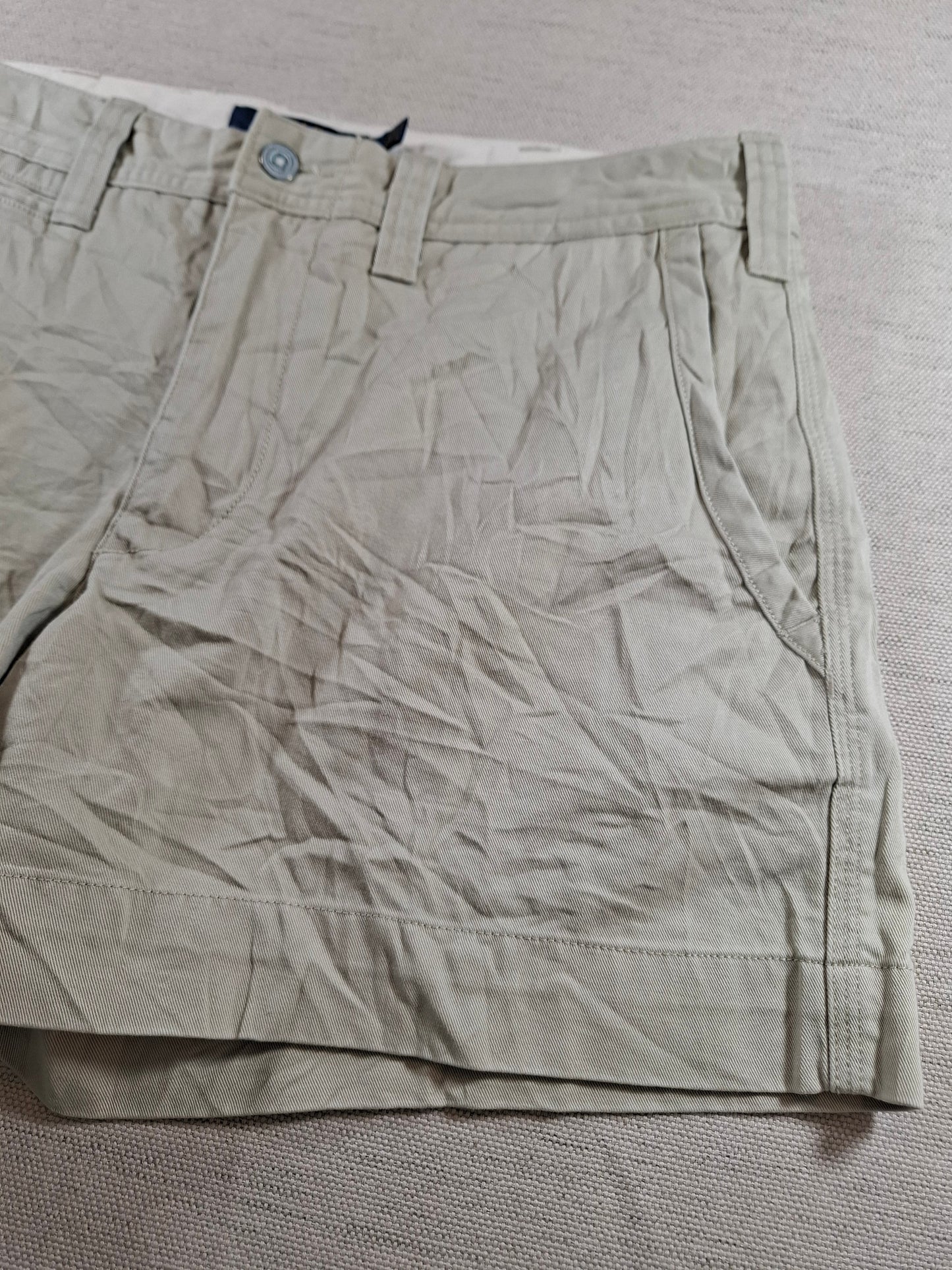 001178 Ralph Lauren Shorts size 6 Khaki