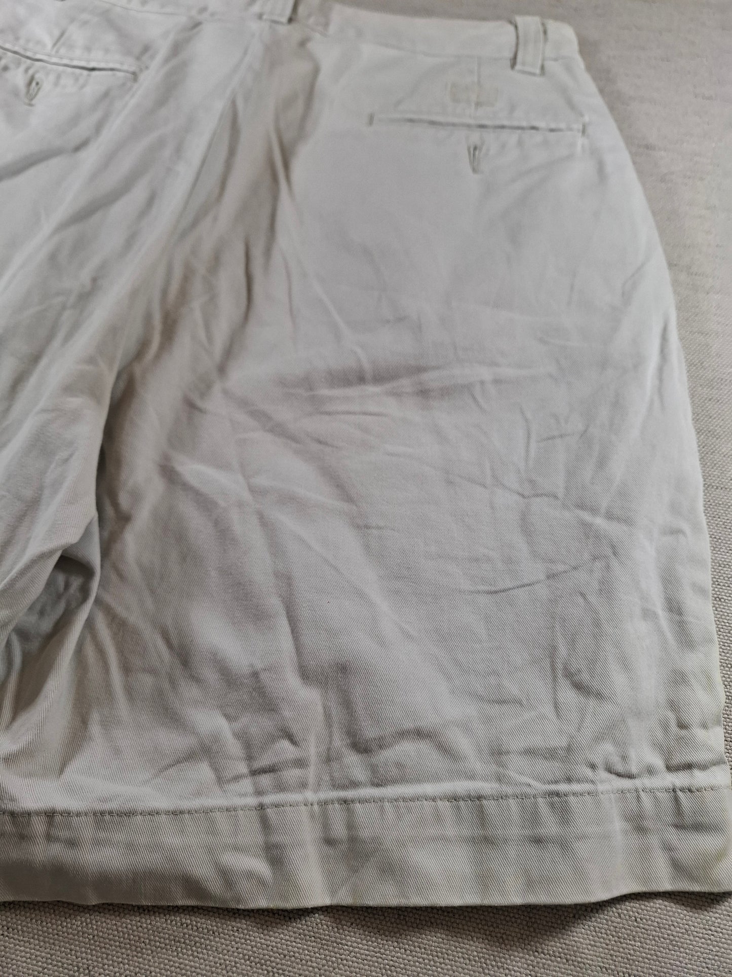 001181 Polo Ralph Lauren Shorts size 33 Khaki