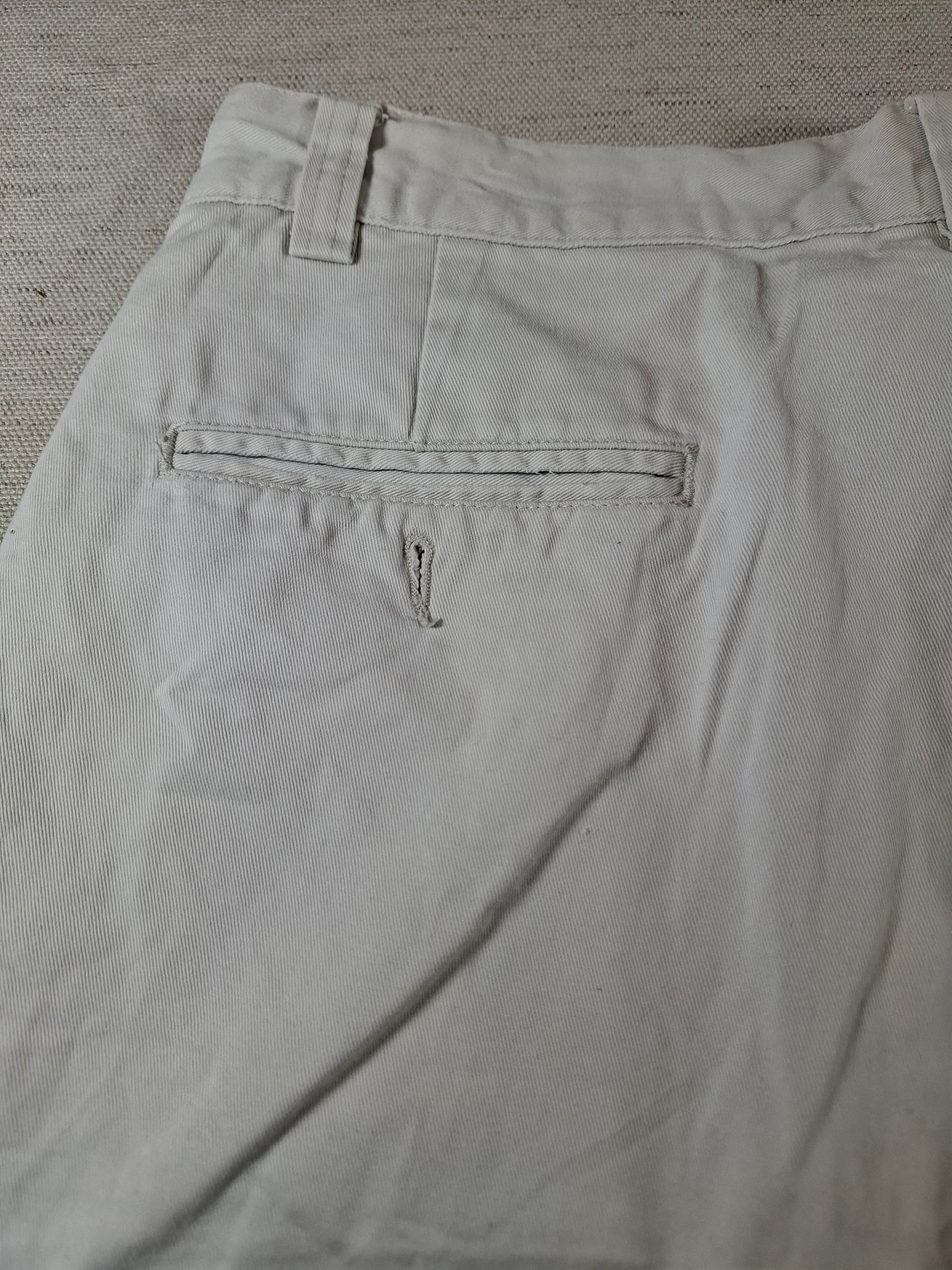 001181 Polo Ralph Lauren Shorts size 33 Khaki