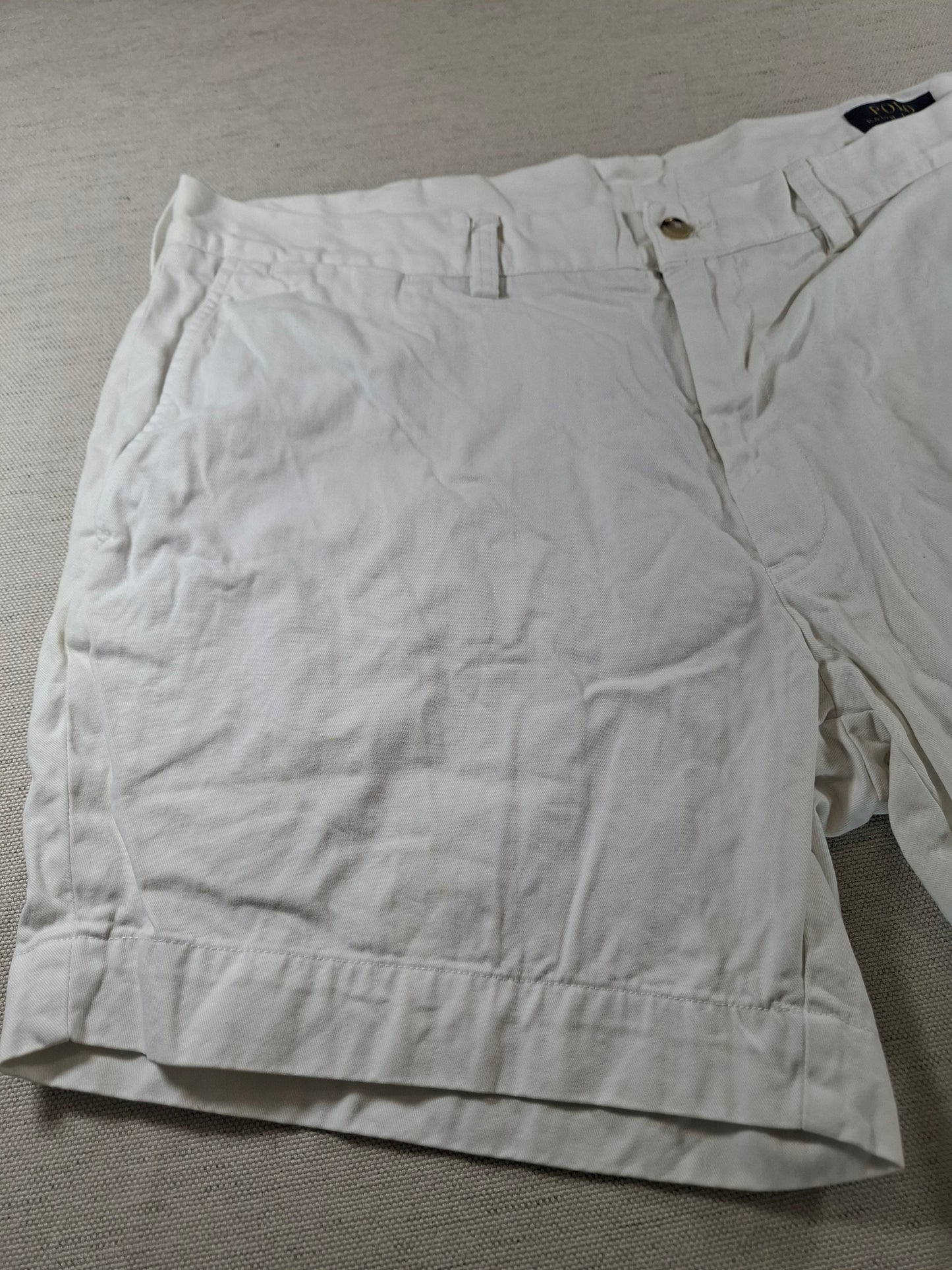 001184 Polo Ralph Lauren Shorts size 38 White