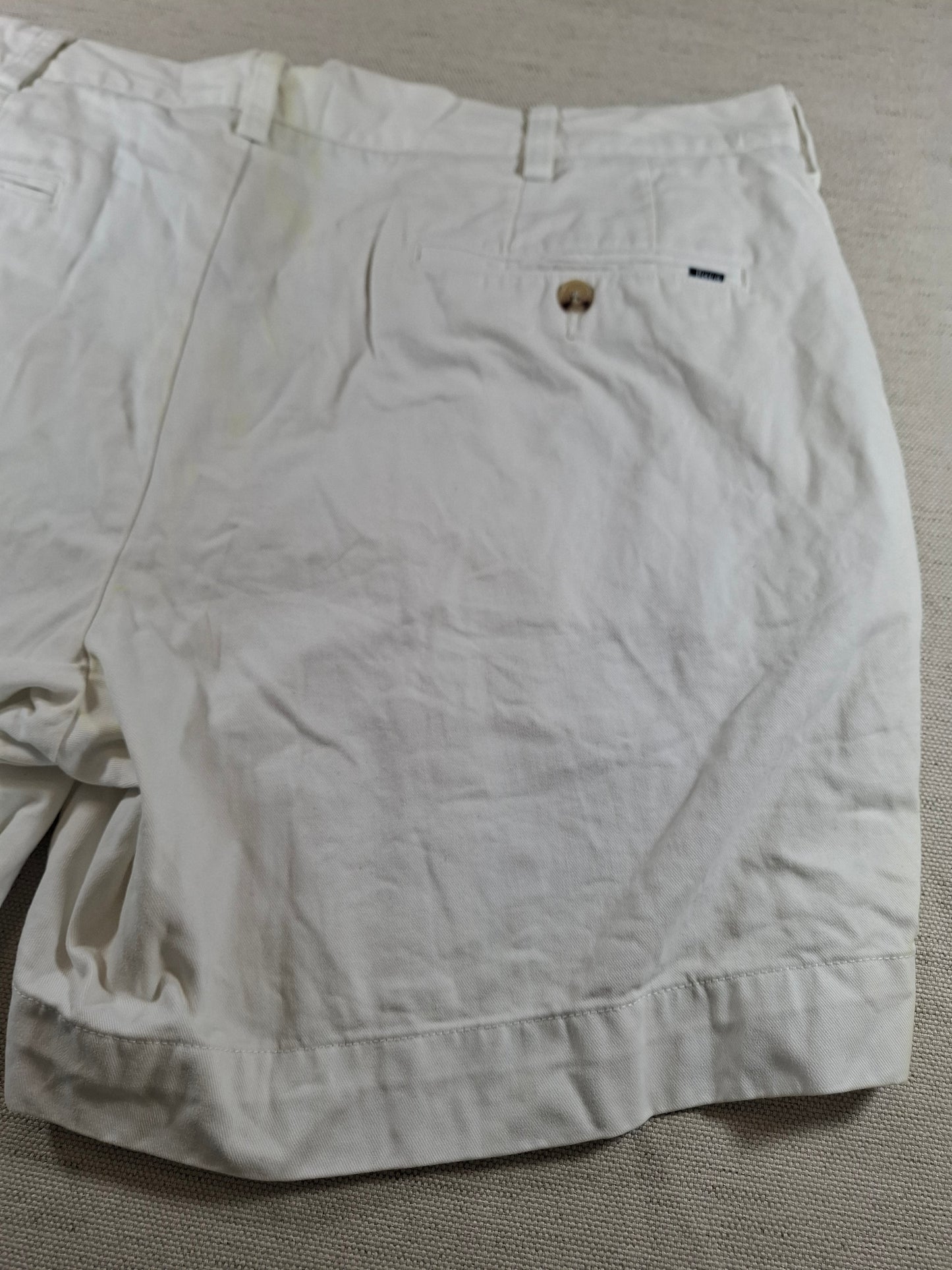 001184 Polo Ralph Lauren Shorts size 38 White
