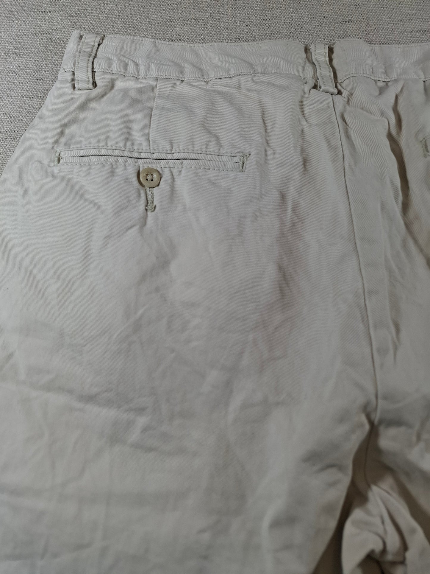 001185 Polo Ralph Lauren Shorts size 32 Beige