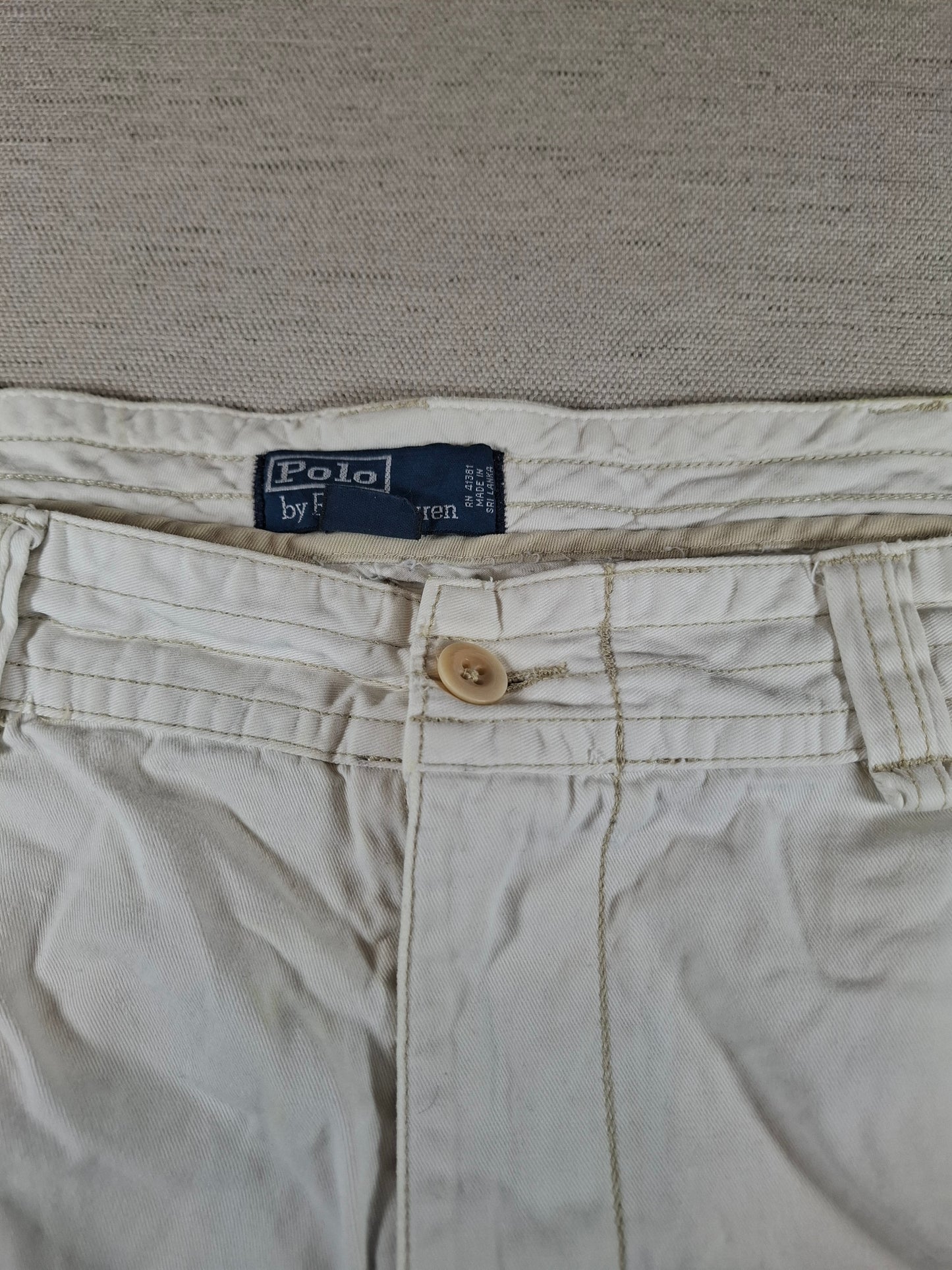 001187 Polo Ralph Lauren Shorts size 44B White/ Beige
