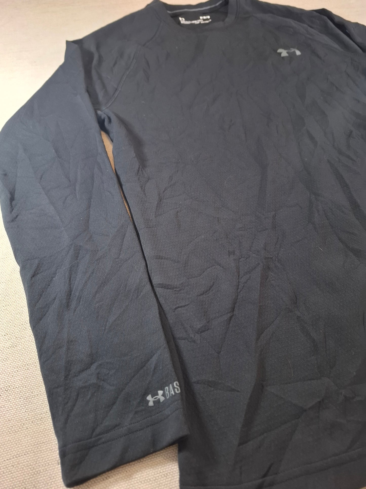 001189 Under Armour Longsleeve t-shirt size M Black