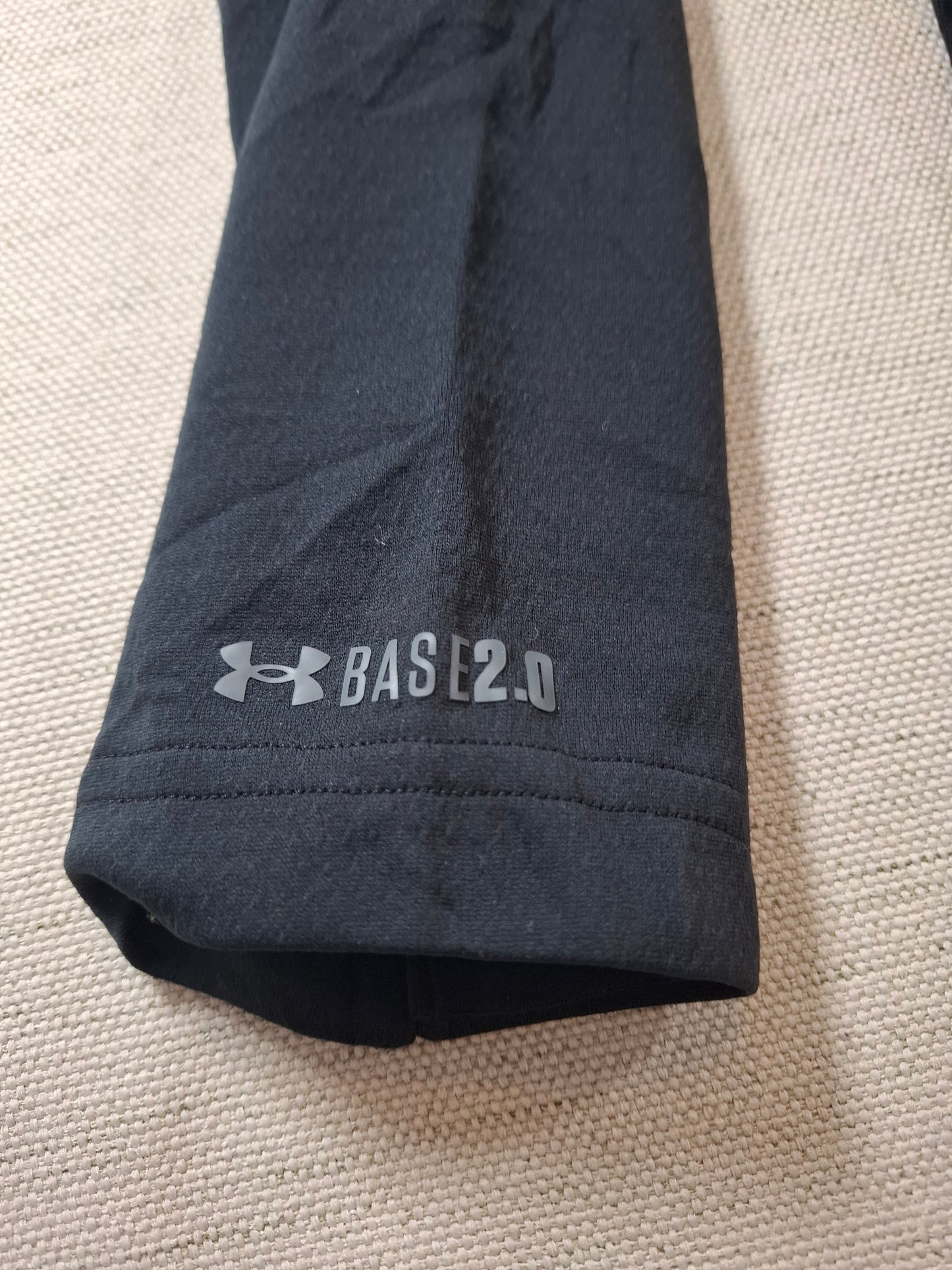 001189 Under Armour Longsleeve t-shirt size M Black