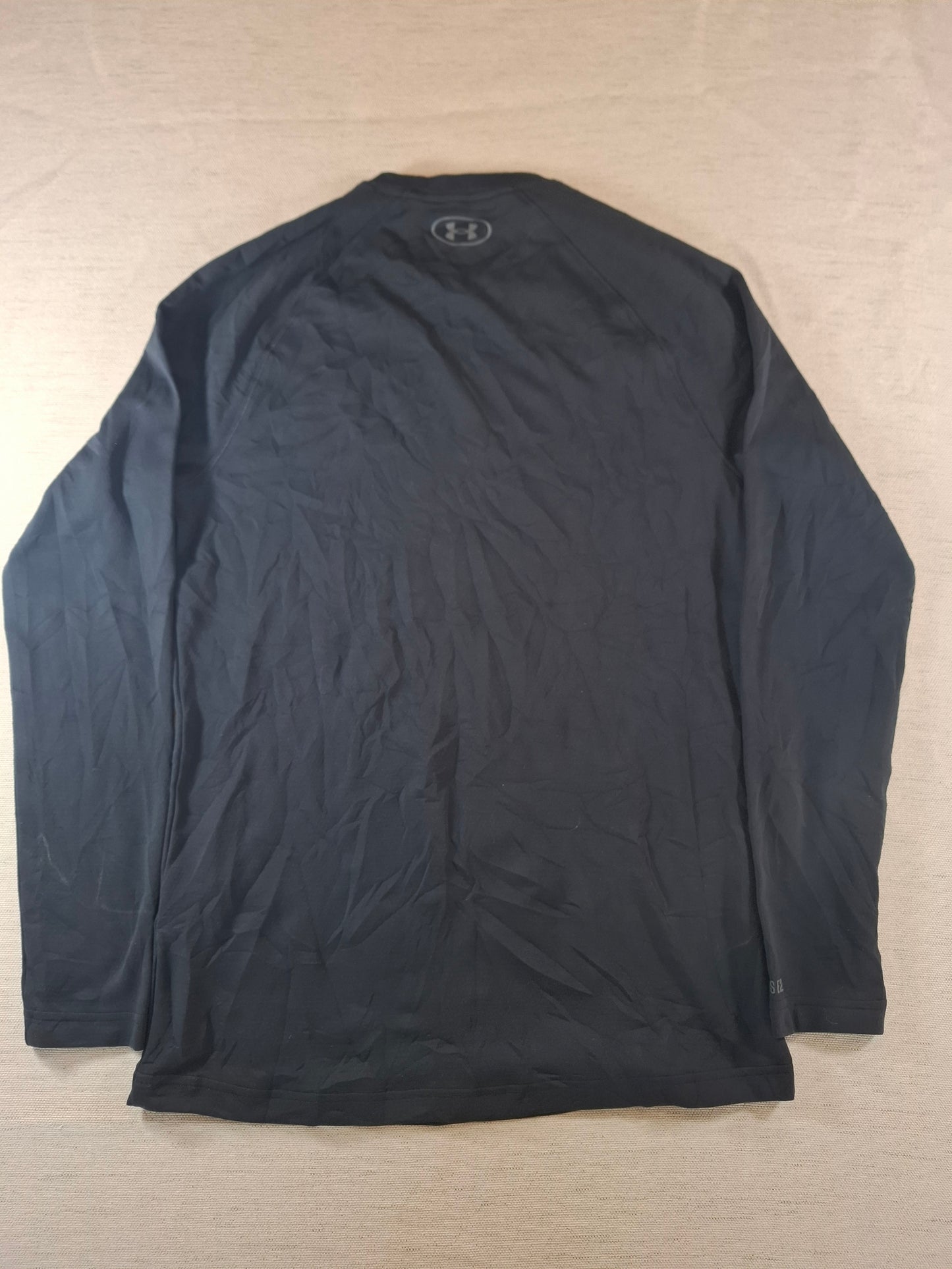 001189 Under Armour Longsleeve t-shirt size M Black