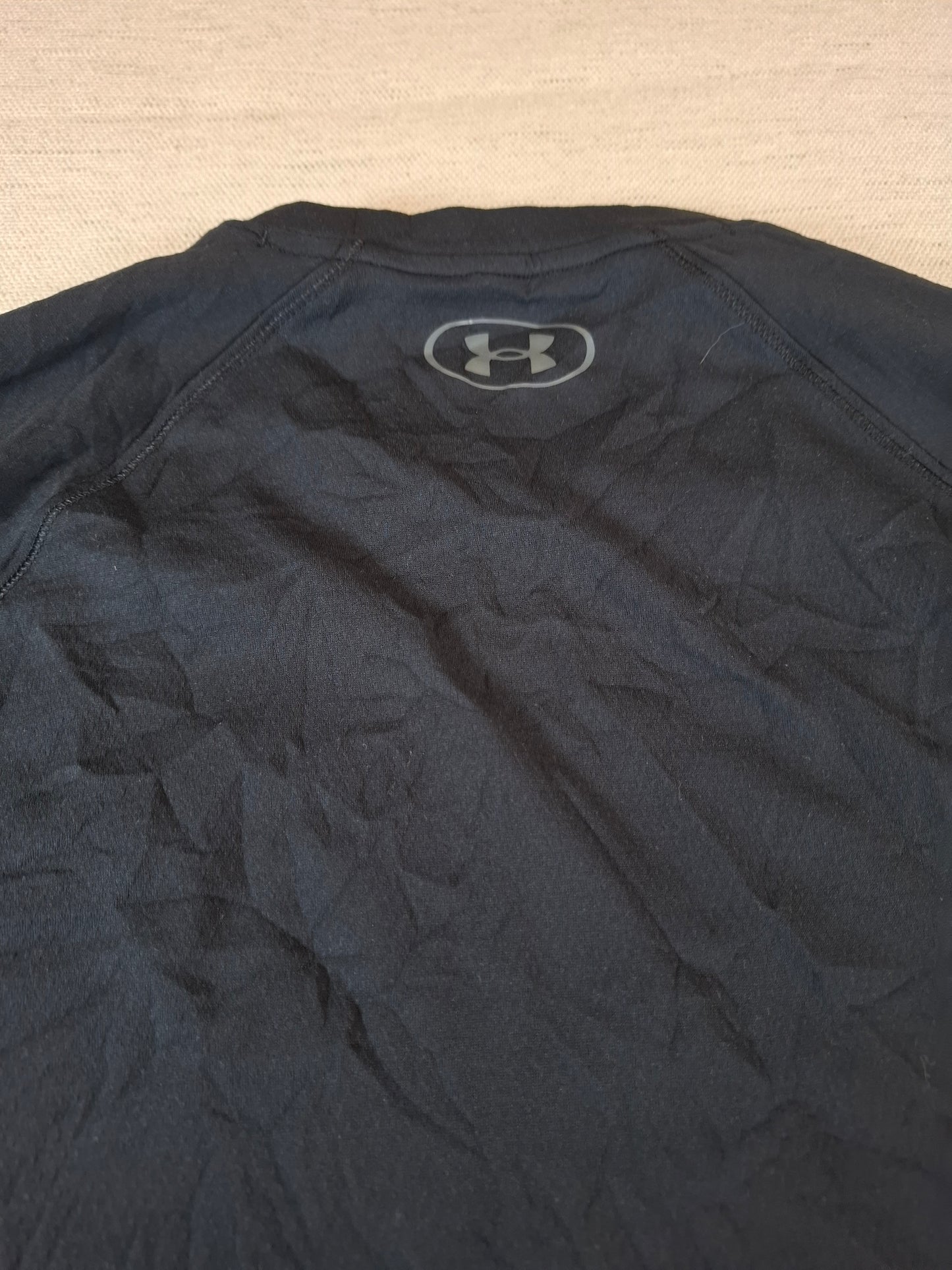 001189 Under Armour Longsleeve t-shirt size M Black