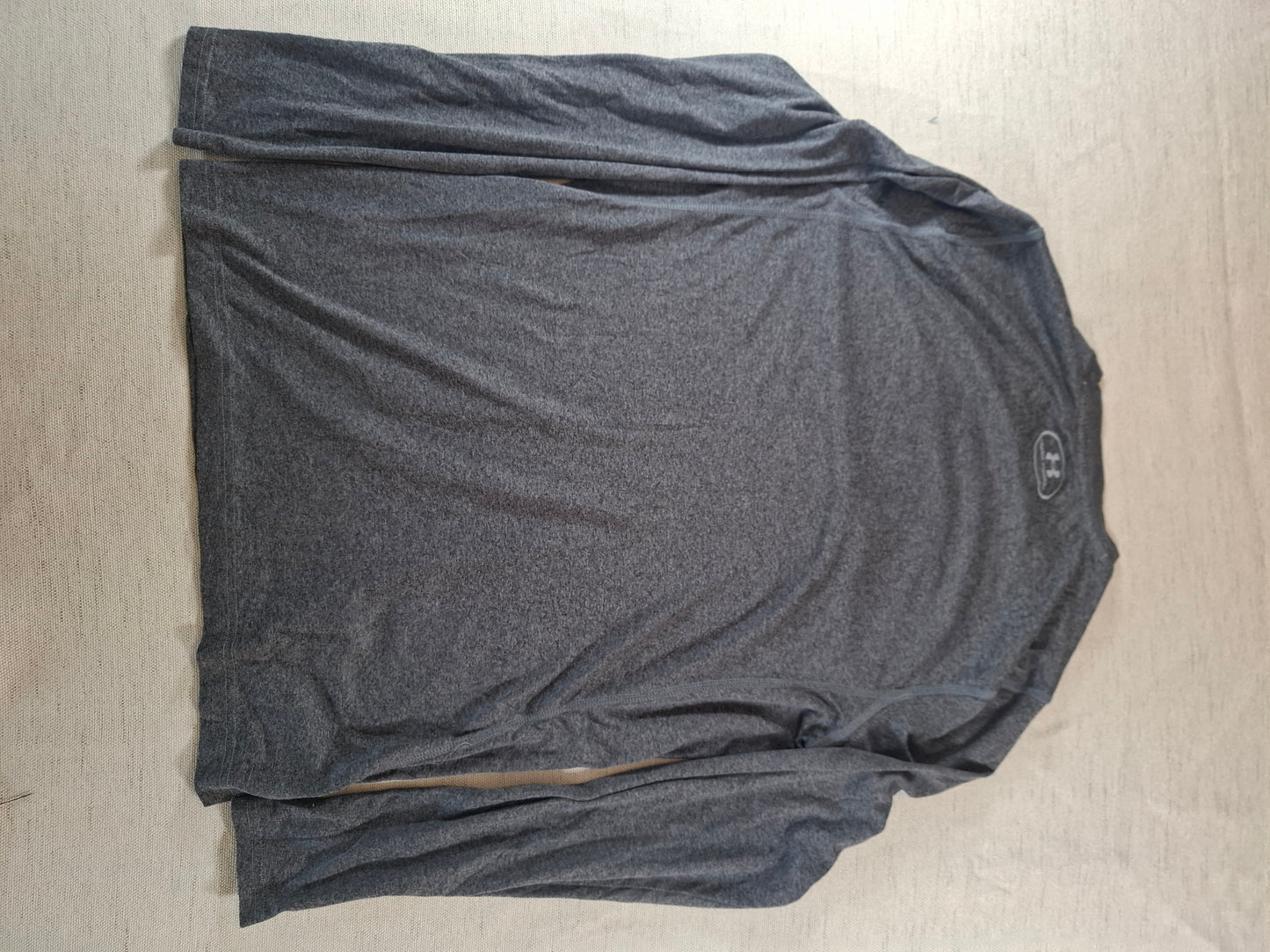 001190 Under Armour Longsleeve t-shirt size S Grey