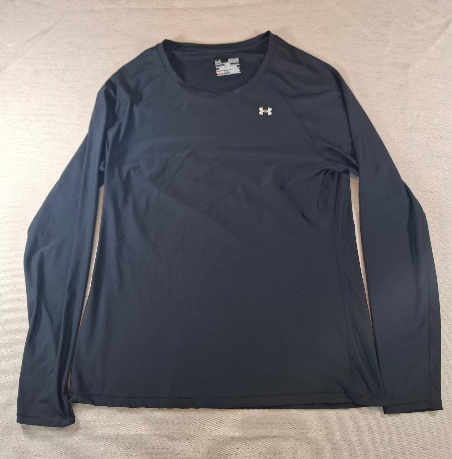 001191 Under Armour Longsleeve t-shirt size XL Black