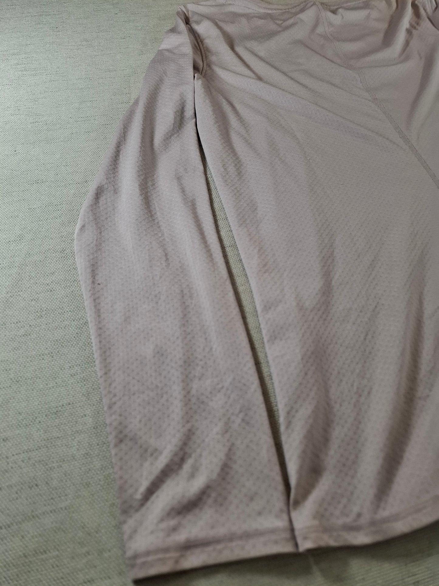 001192 Under Armour Longsleeve t-shirt size L Pink