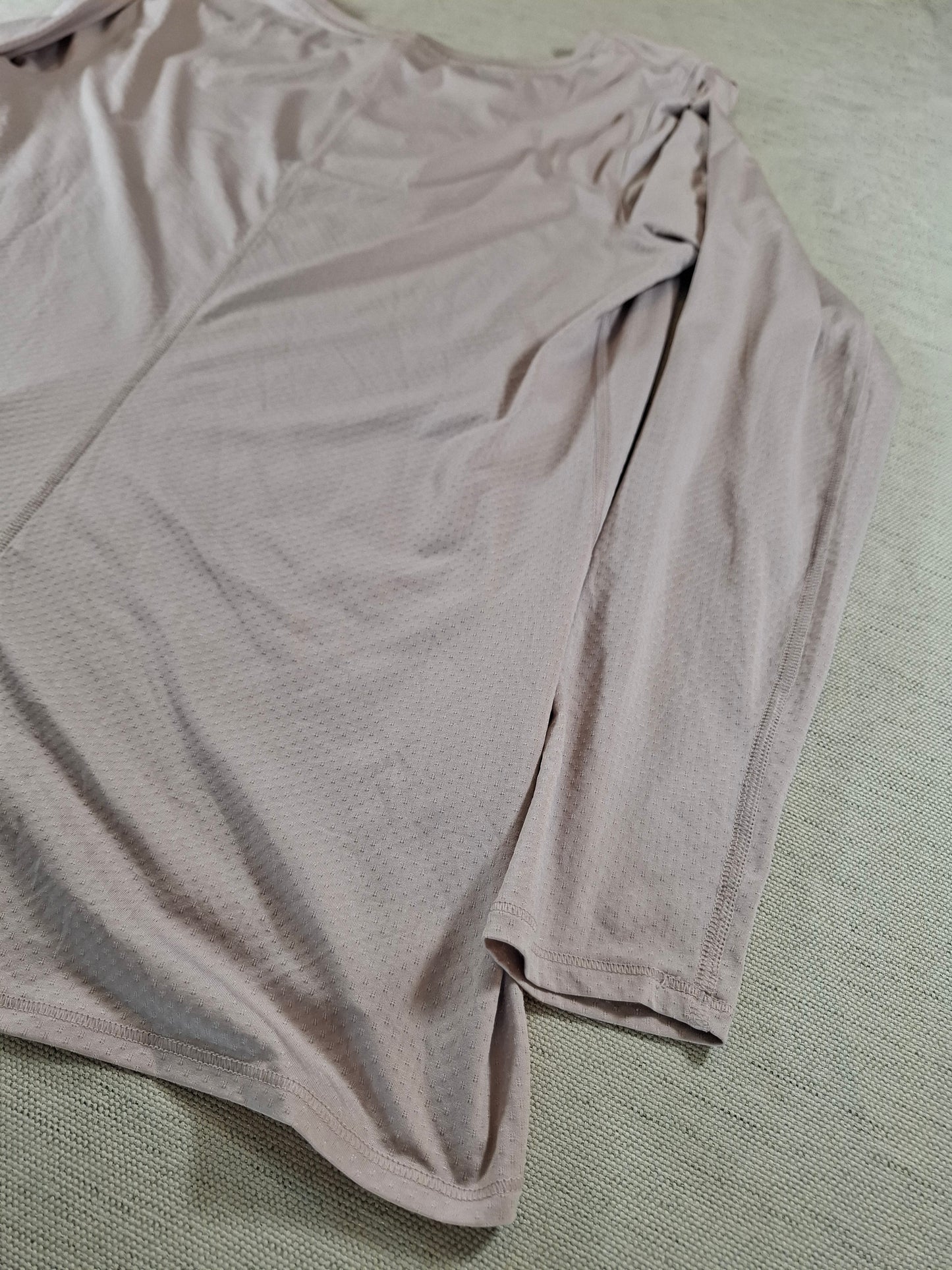 001192 Under Armour Longsleeve t-shirt size L Pink