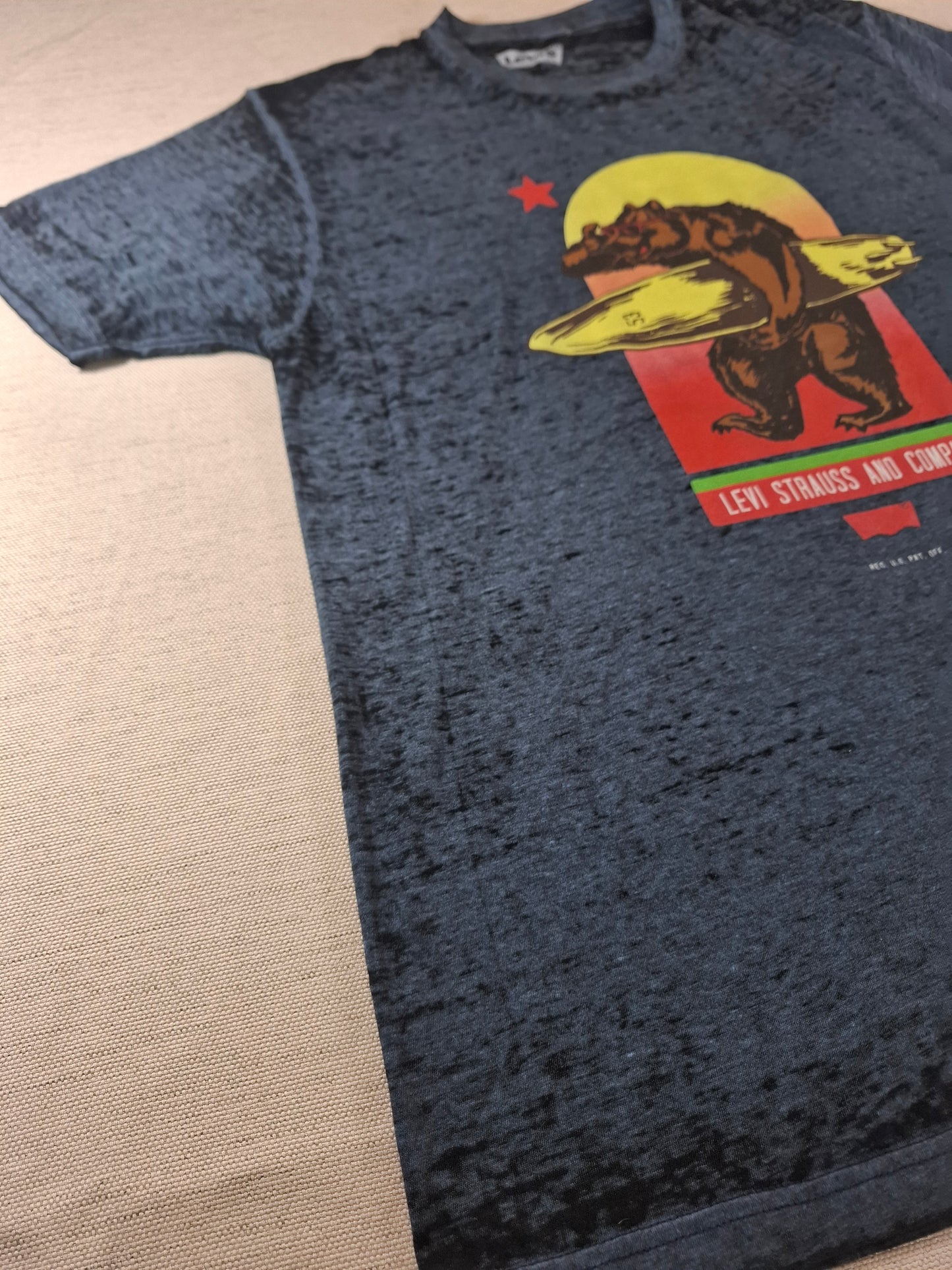 001198 Levi's t-shirt size M Navy blue