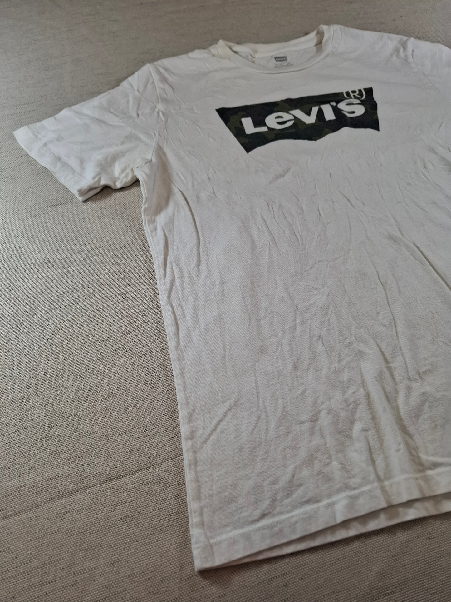 001201 Levi's t-shirt size M White