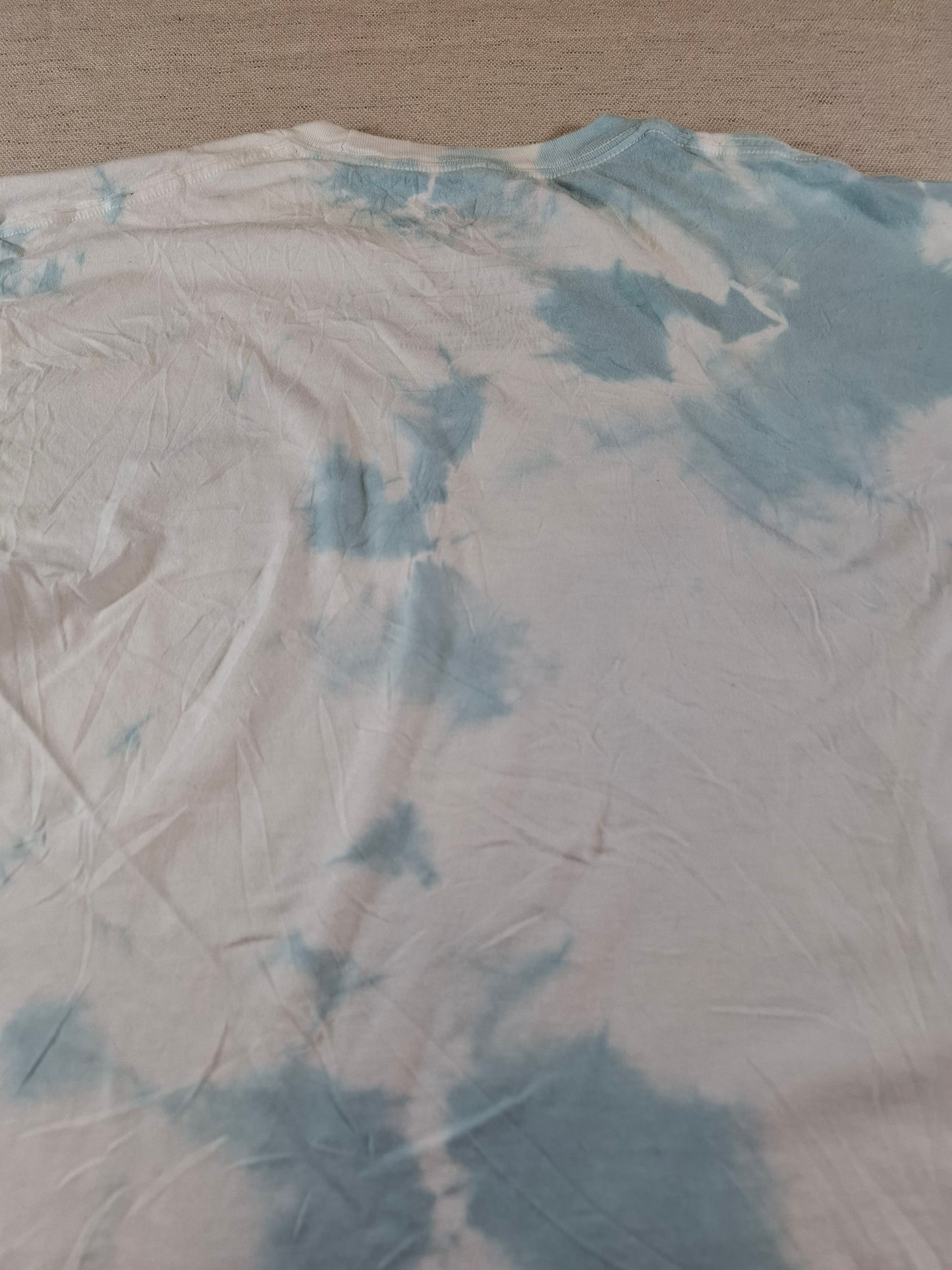 001202 Levi's t-shirt size L White/ Light blue