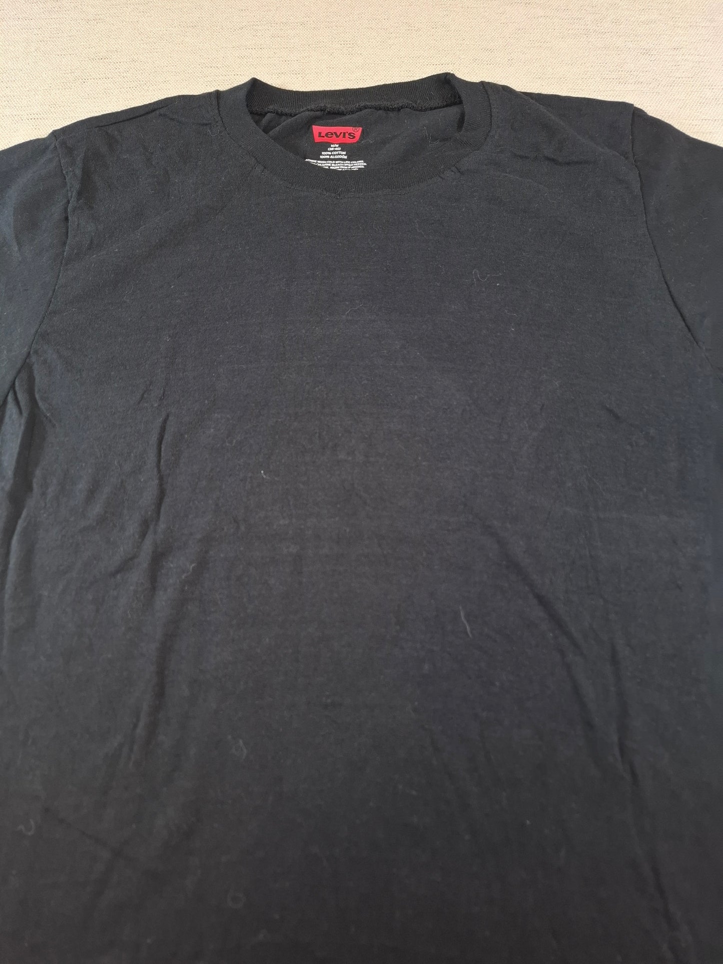 001206 Levi's t-shirt size M Black