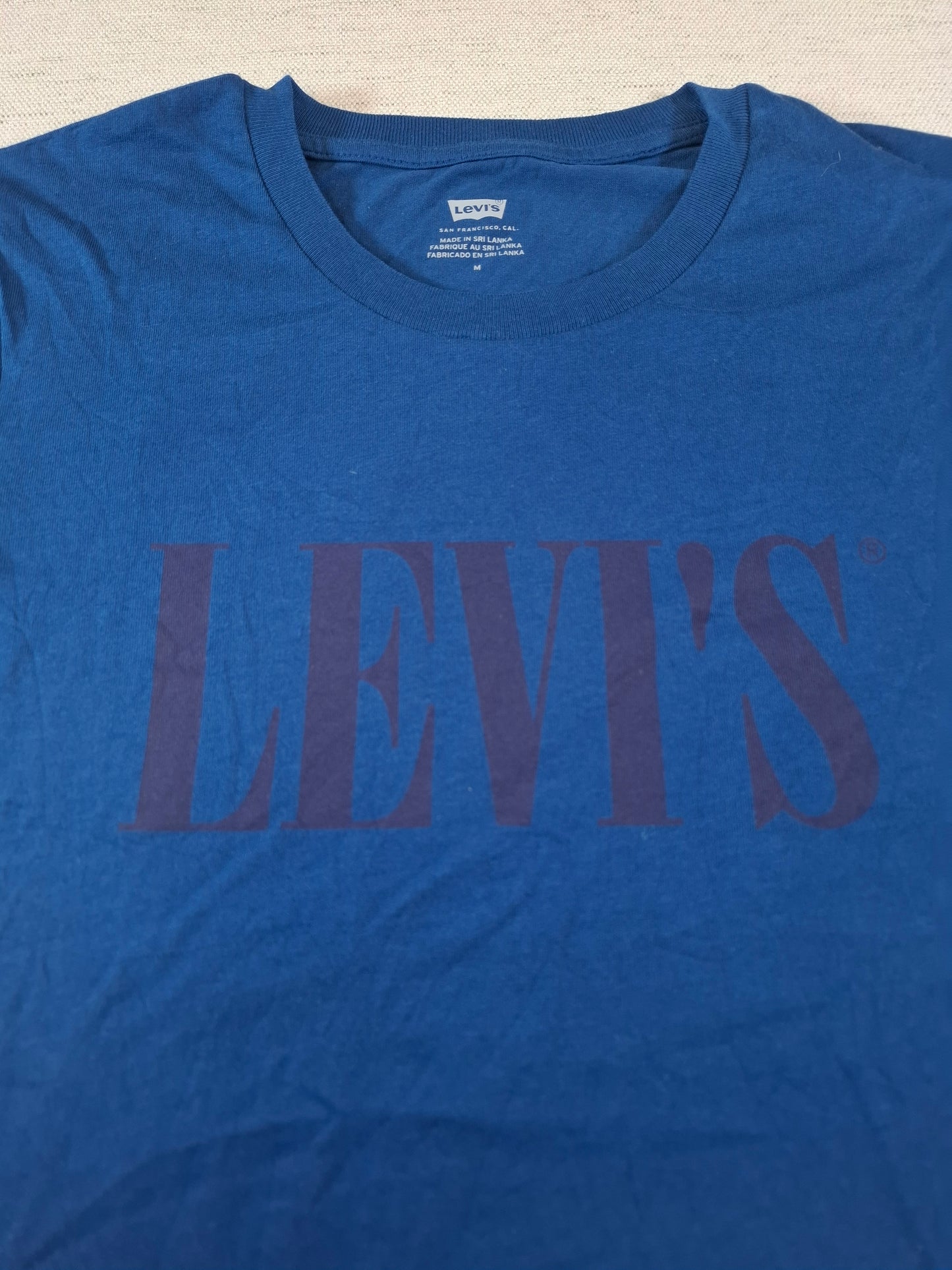 001207 Levi's t-shirt size M Blue