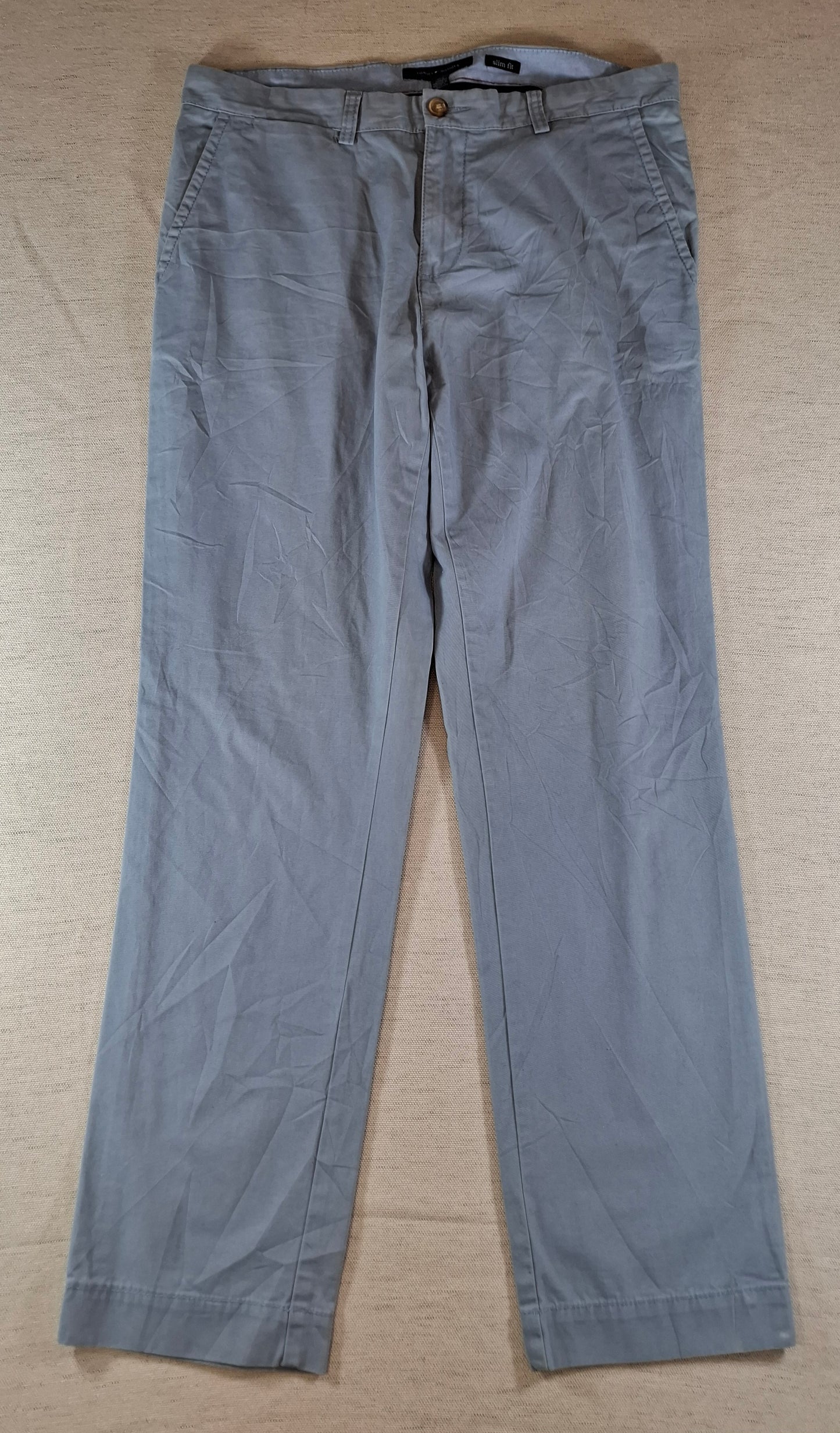 001208 Tommy Hilfiger Chino size 34/32 Light blue
