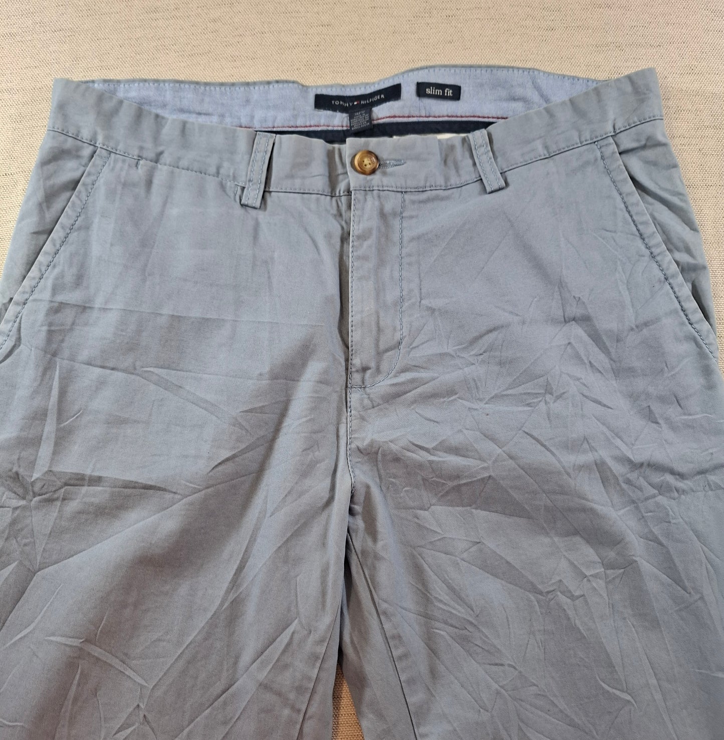001208 Tommy Hilfiger Chino size 34/32 Light blue