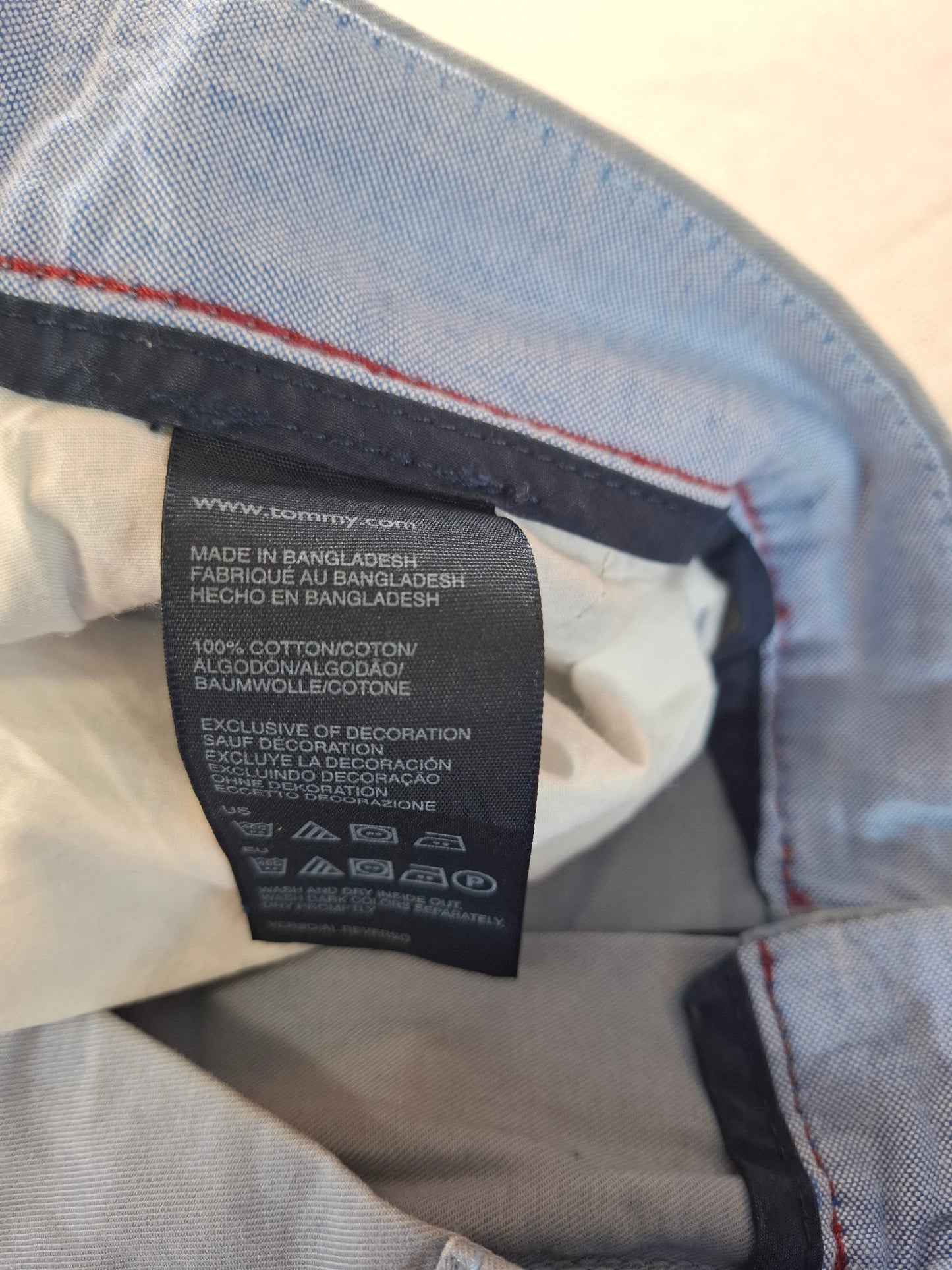 001208 Tommy Hilfiger Chino size 34/32 Light blue