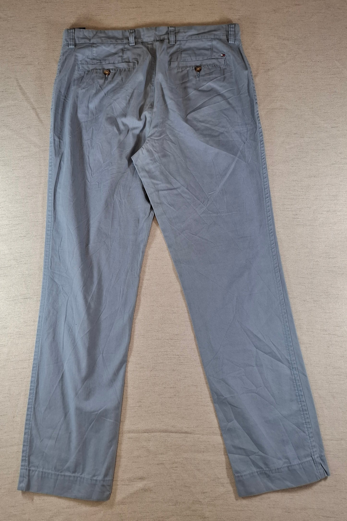 001208 Tommy Hilfiger Chino size 34/32 Light blue