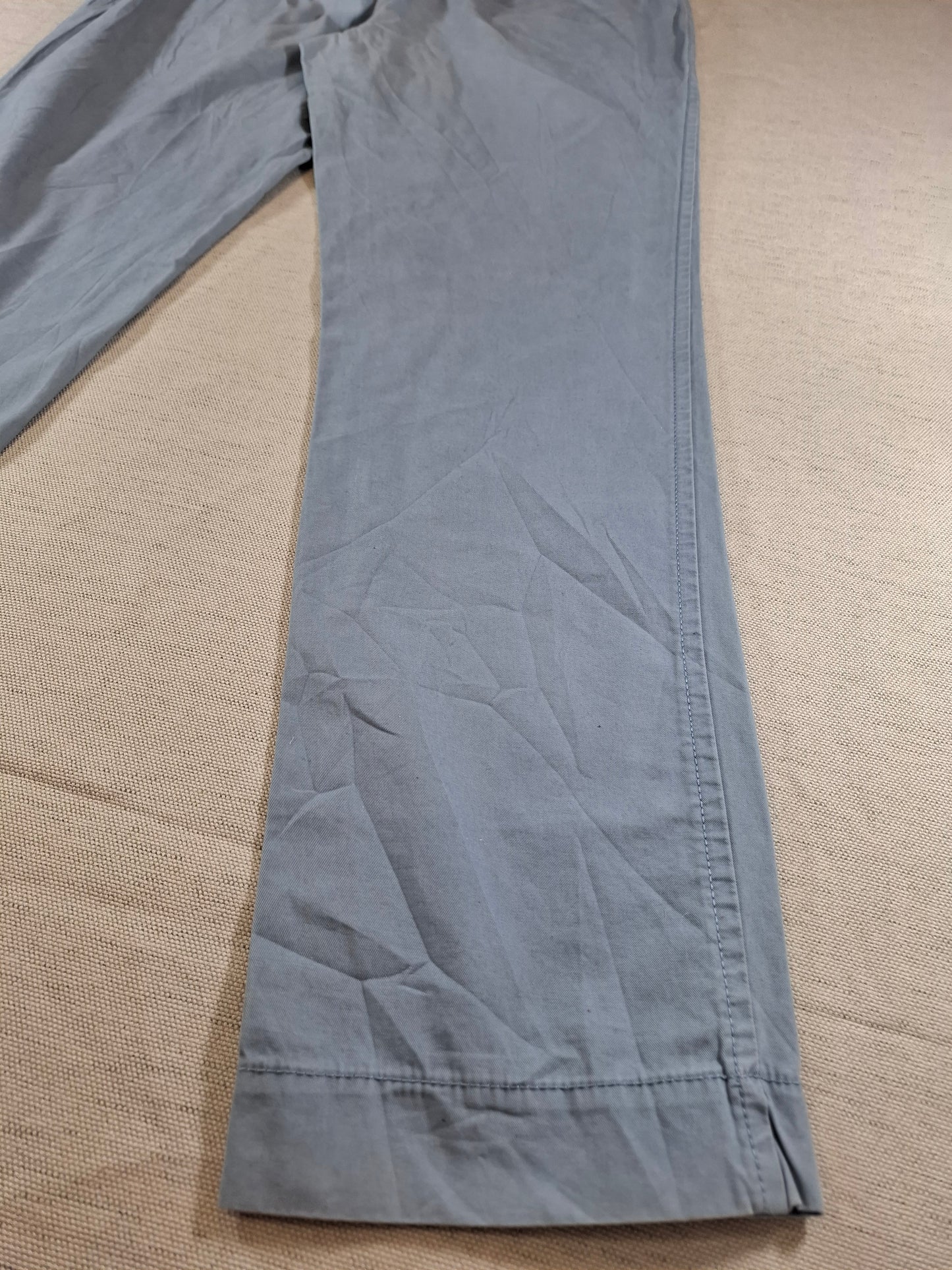 001208 Tommy Hilfiger Chino size 34/32 Light blue