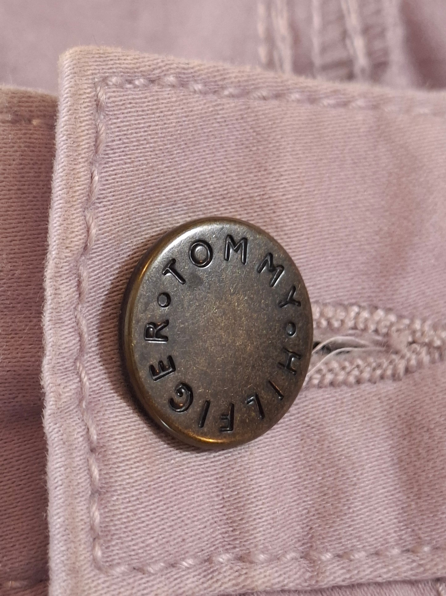 001209 Tommy Hilfiger Chino size 12 Pink