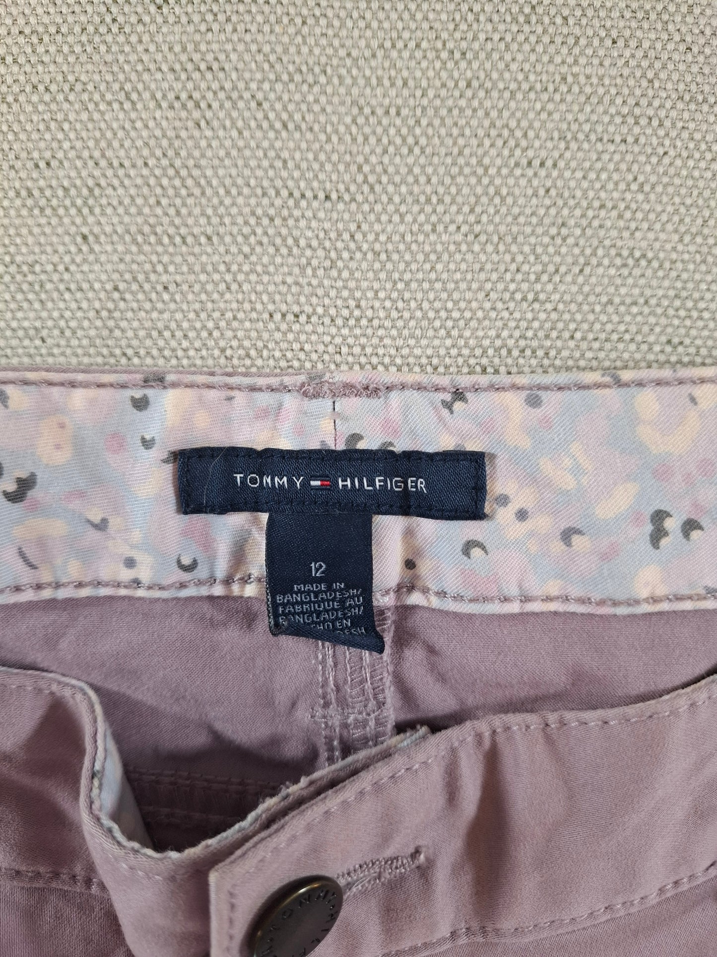 001209 Tommy Hilfiger Chino size 12 Pink