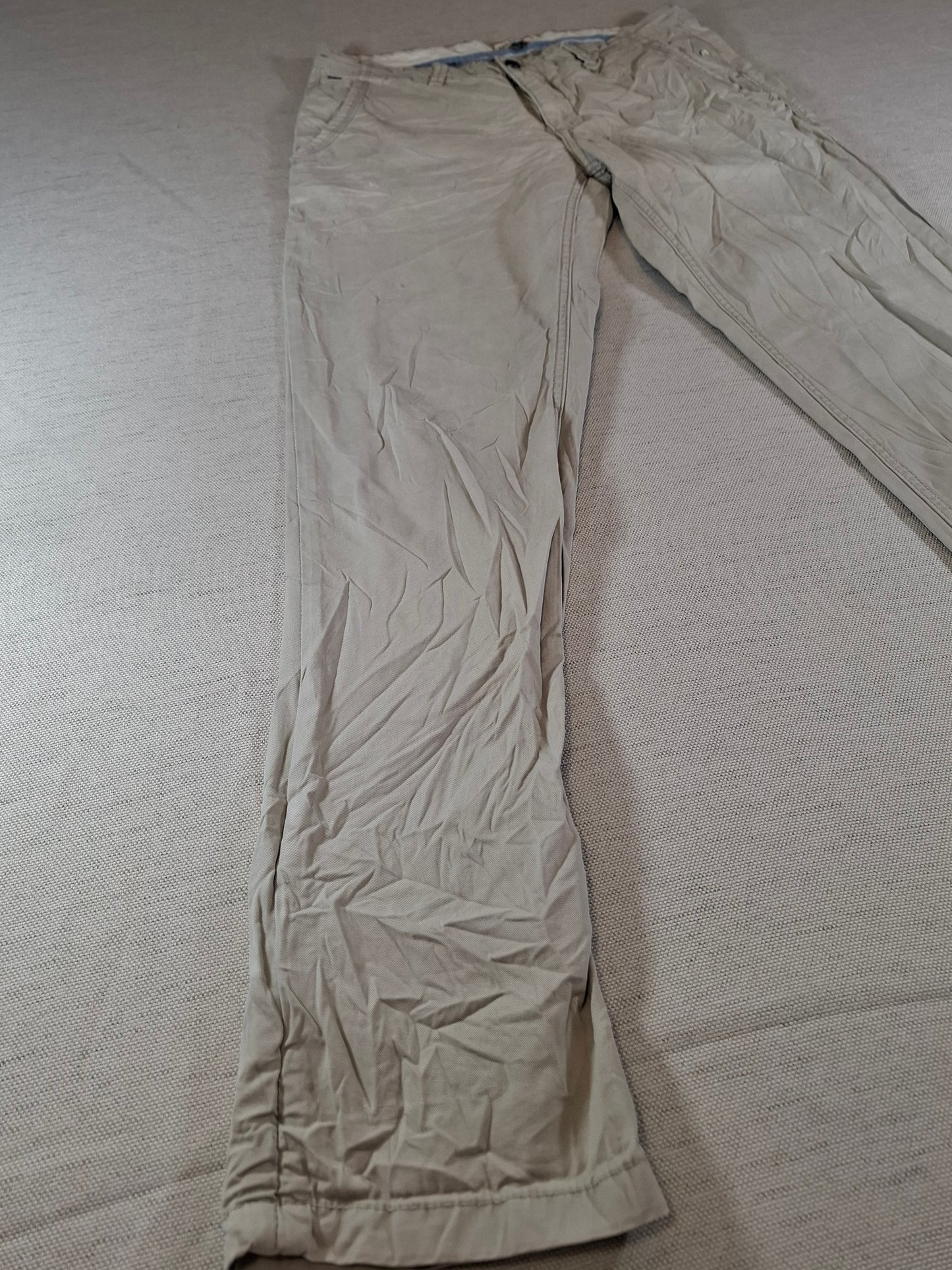 001210 Tommy Hilfiger Chino size 31/32 Khaki