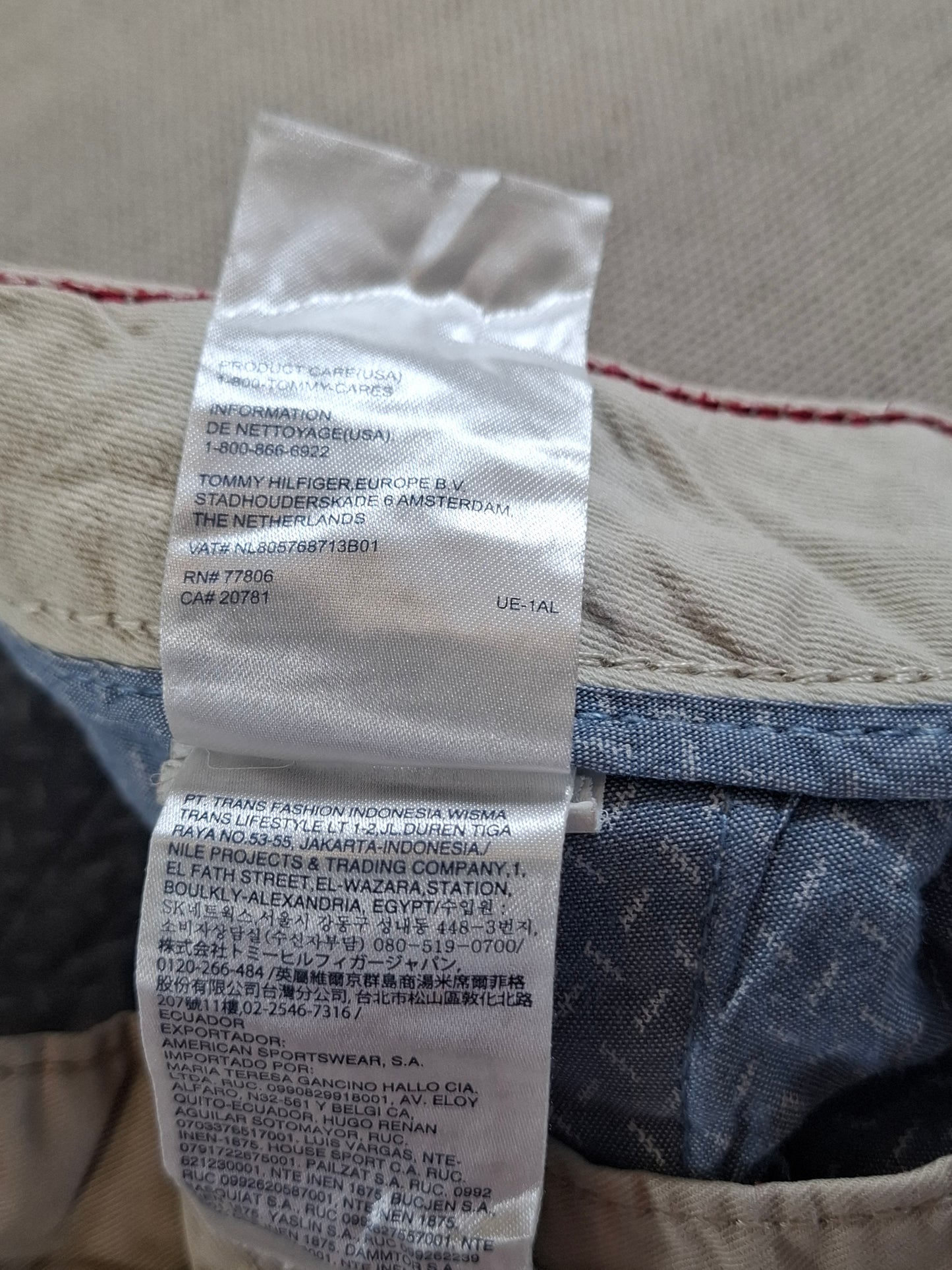 001210 Tommy Hilfiger Chino size 31/32 Khaki