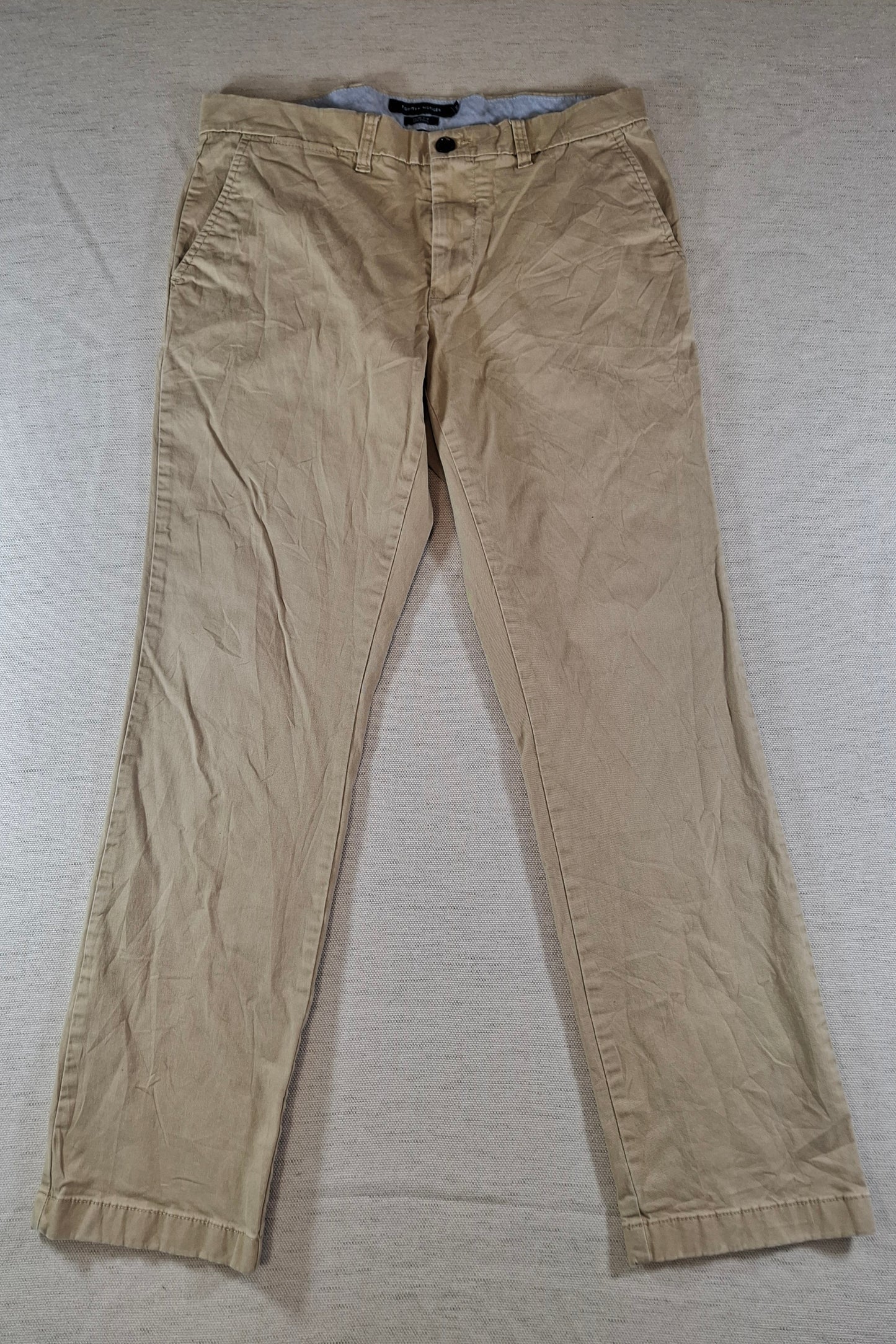 001211 Tommy Hilfiger Chino size 32/30 Khaki