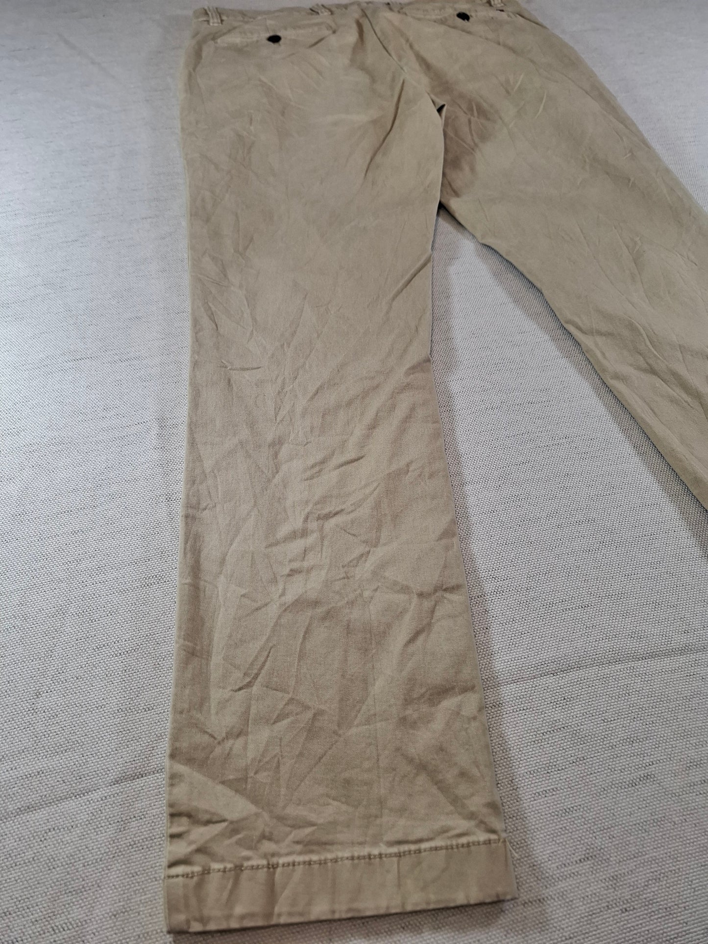 001211 Tommy Hilfiger Chino size 32/30 Khaki