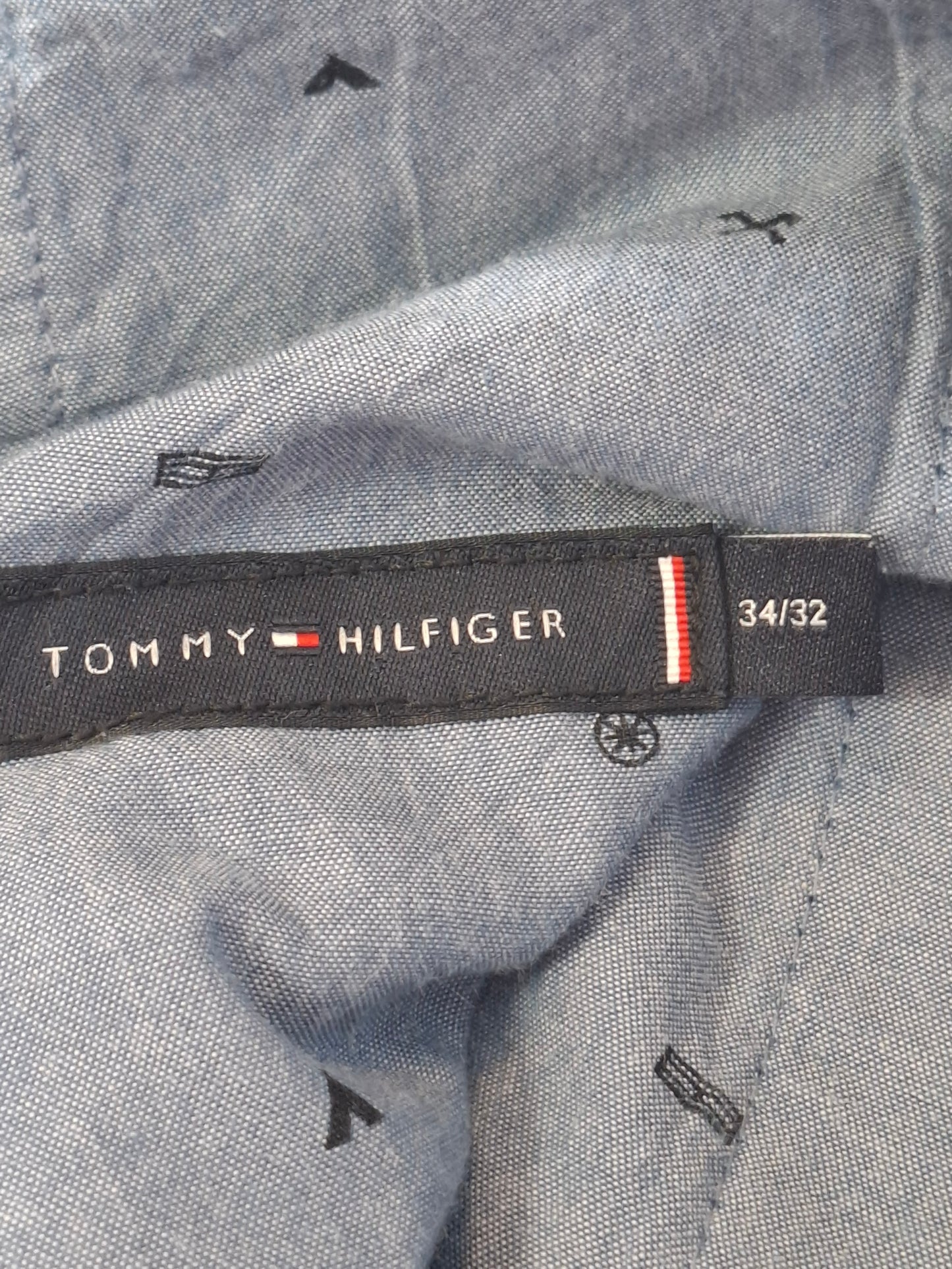 001212 Tommy Hilfiger Chino size 34/32 Navy Blue