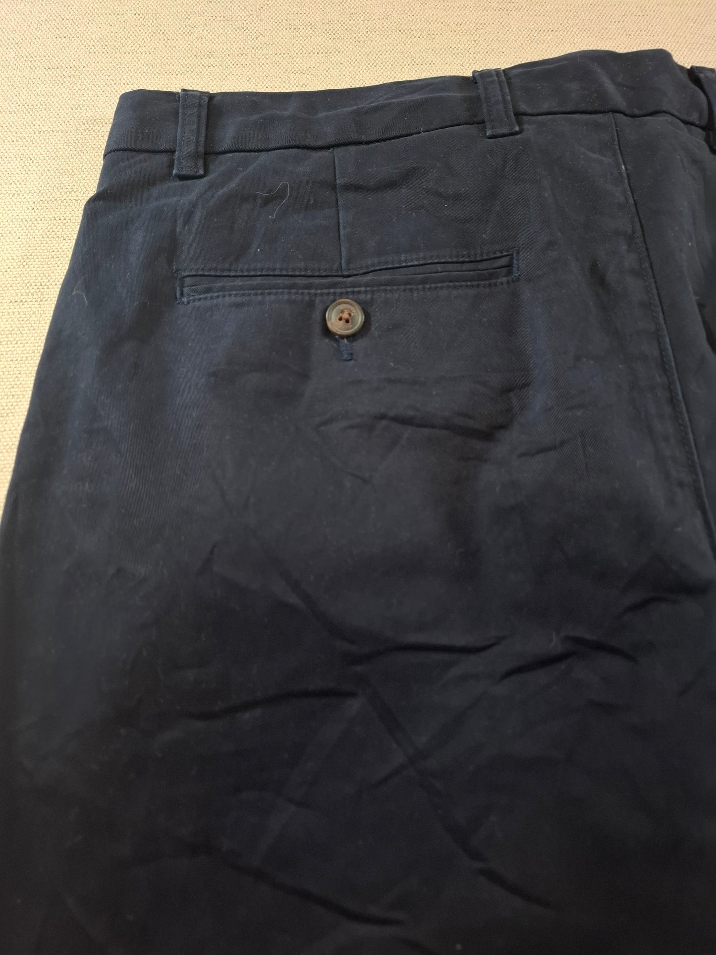 001212 Tommy Hilfiger Chino size 34/32 Navy Blue