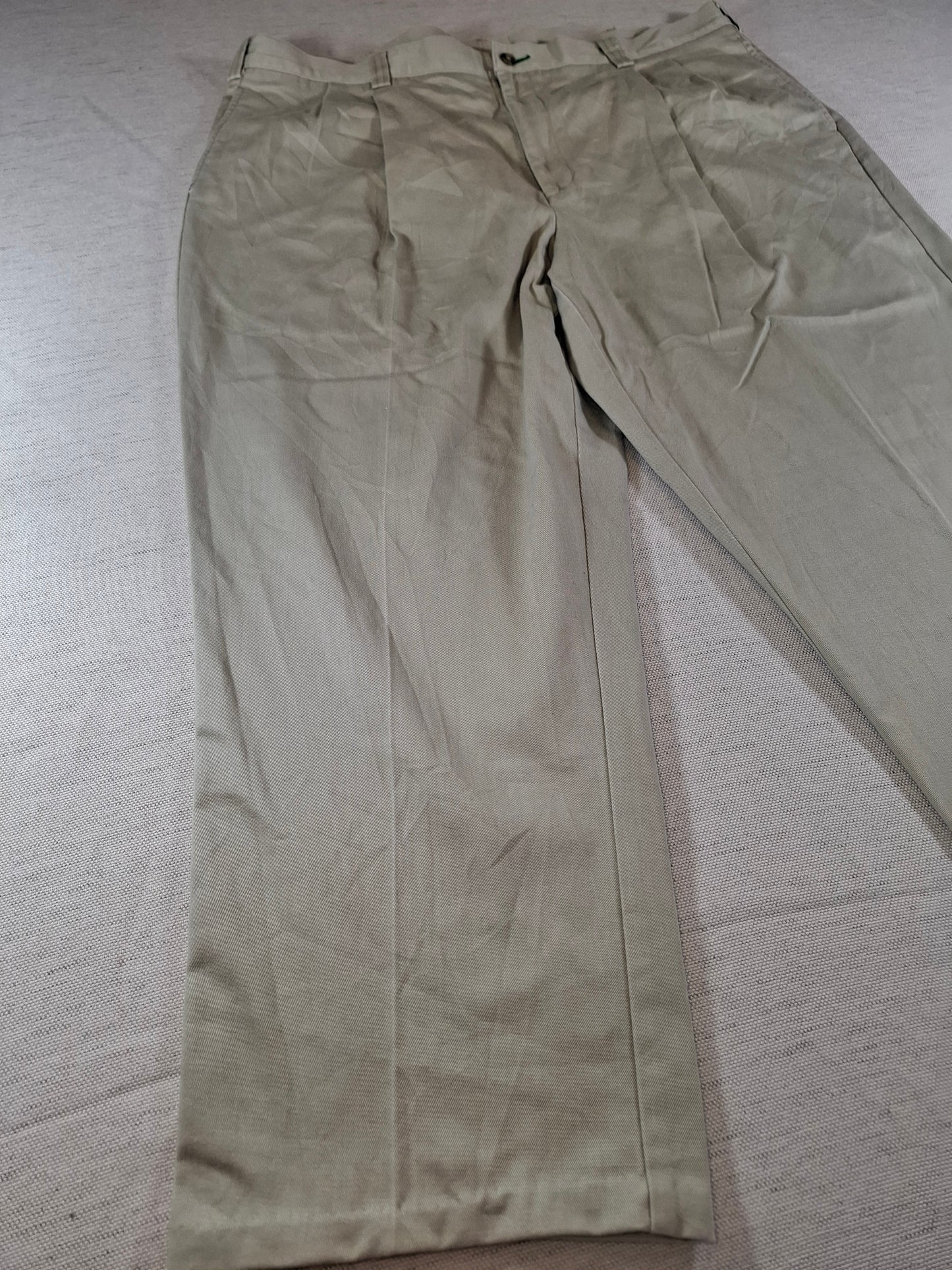 001214 Tommy Hilfiger Chino size 40/30 Khaki