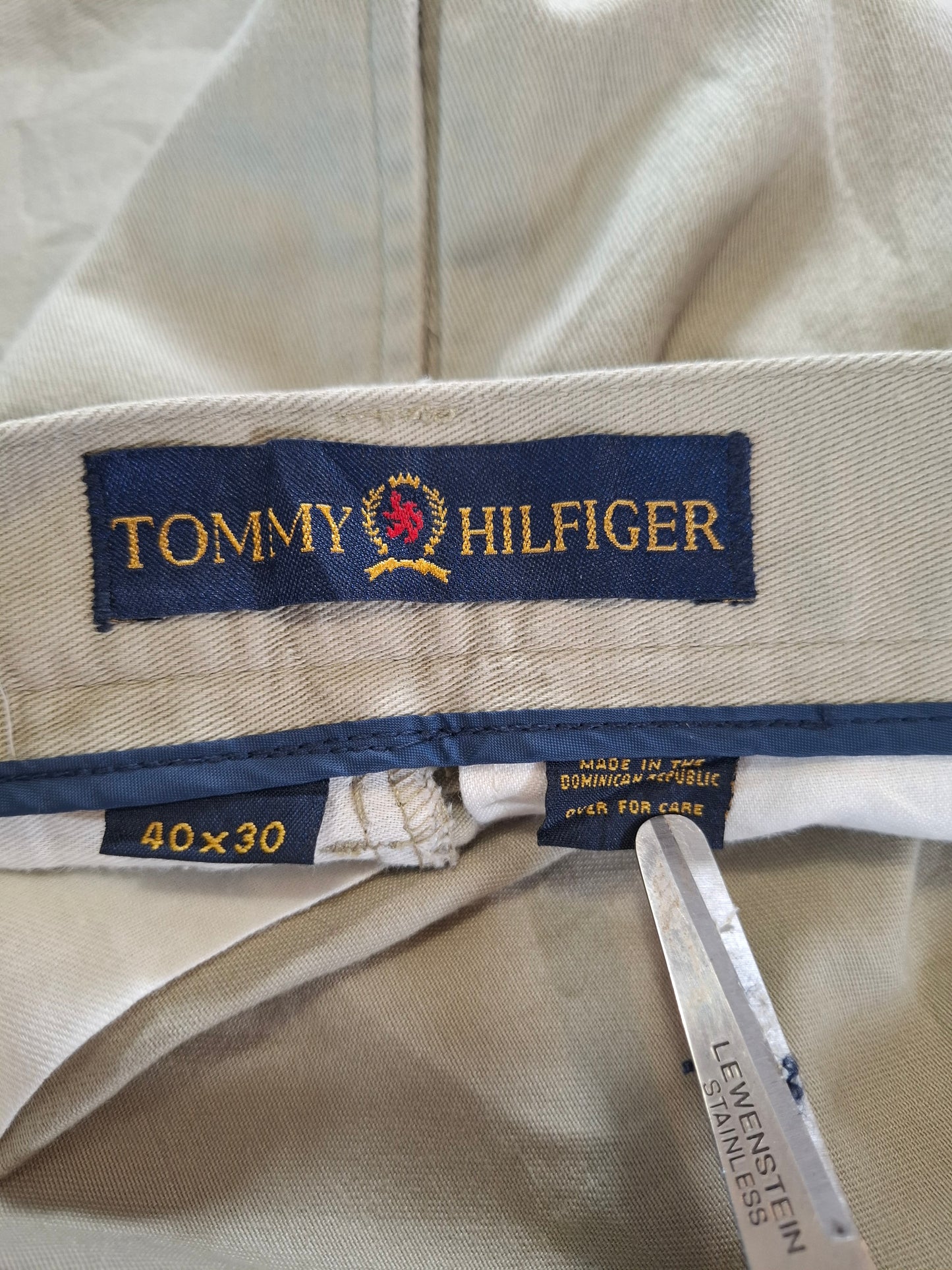 001214 Tommy Hilfiger Chino size 40/30 Khaki