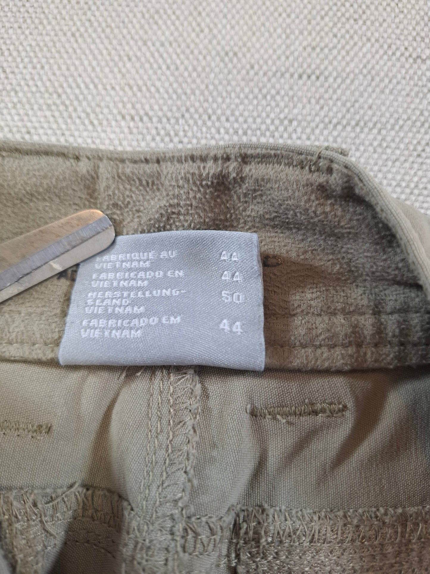 001217 Columbia Chino size 34/32 Khaki/ Grey